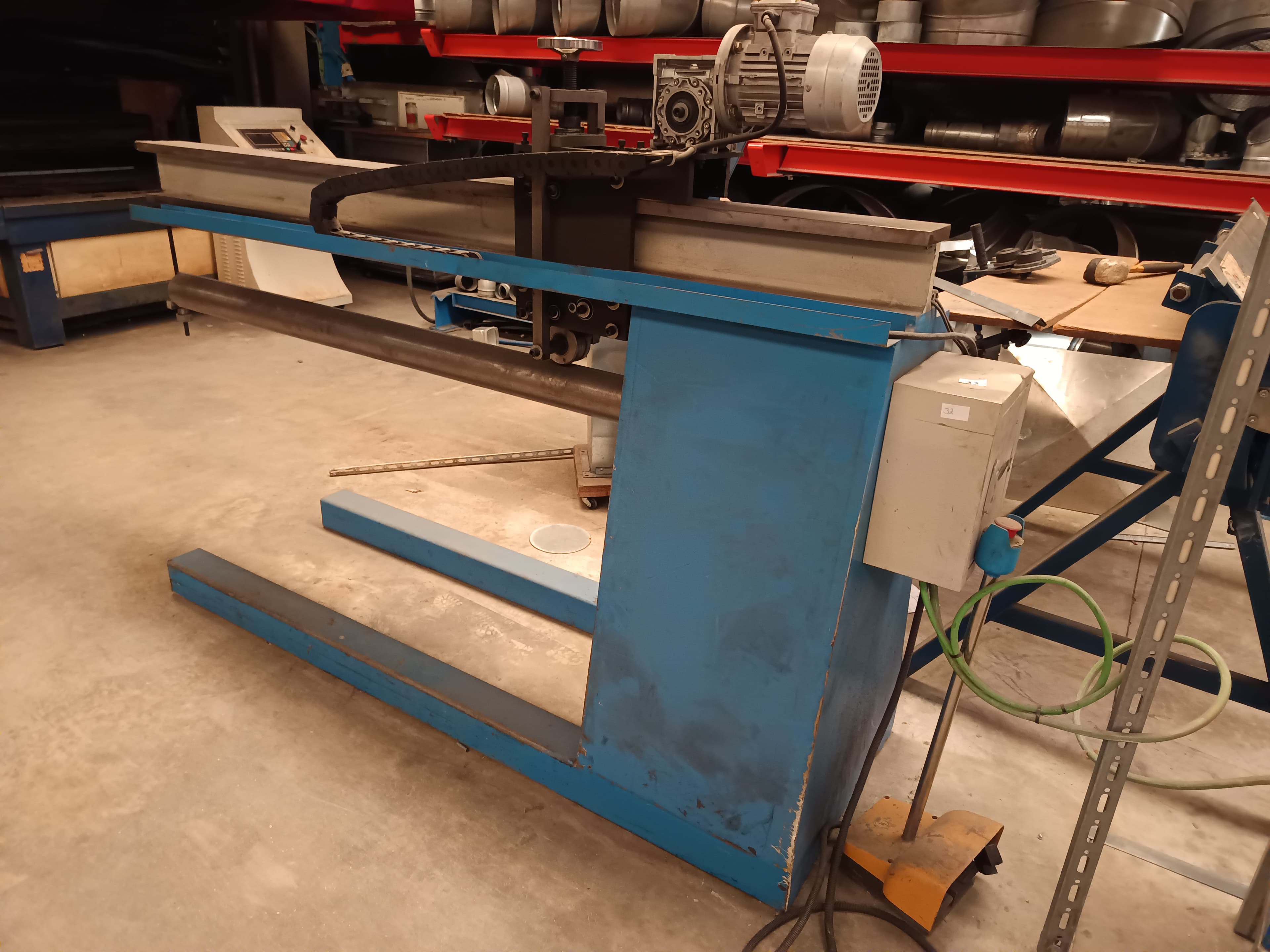 Máquina de fechar para dutos redondos