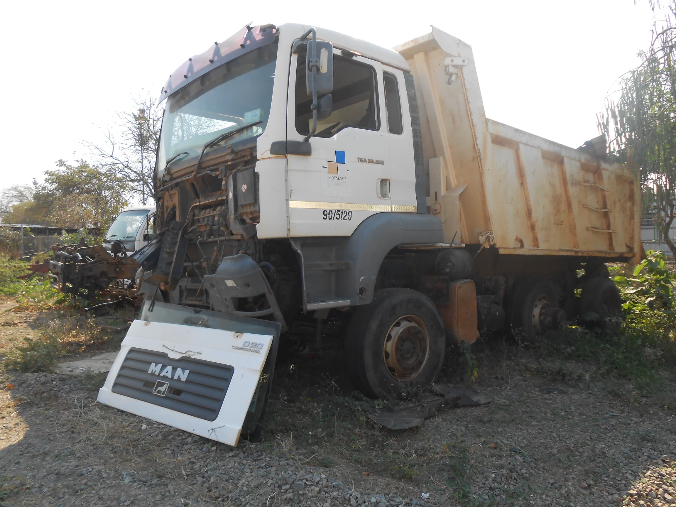 Tipper Truck 26t (6X4)