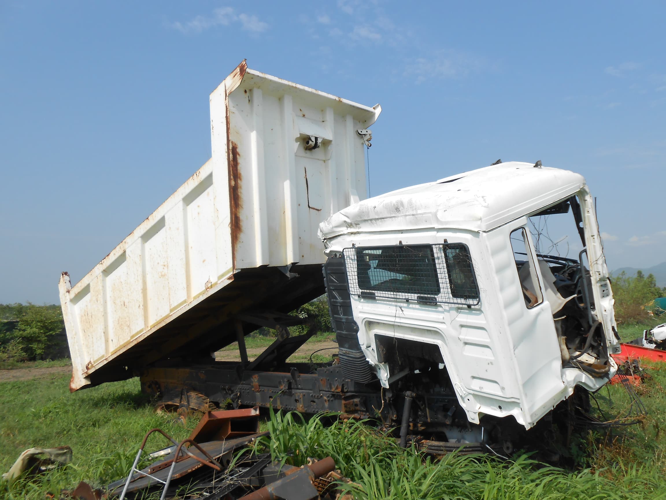 Tipper Truck 26t (6X4)