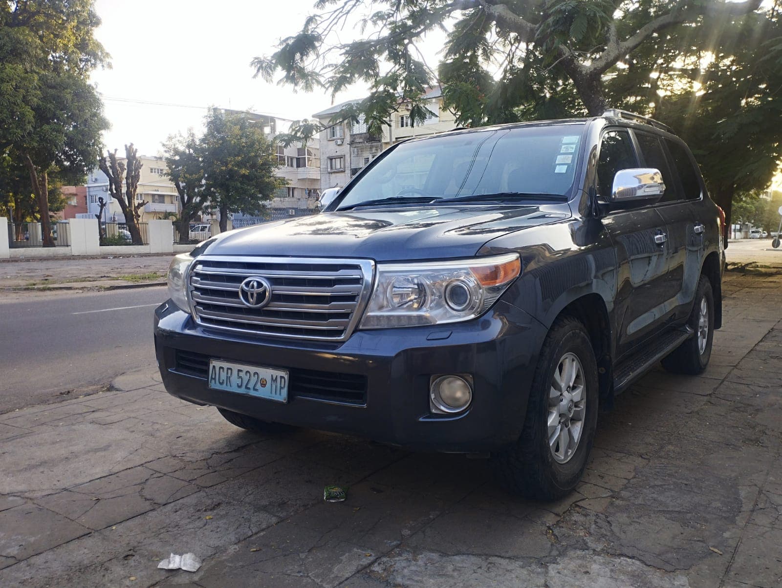 Toyota/Land Cruiser VX - V8