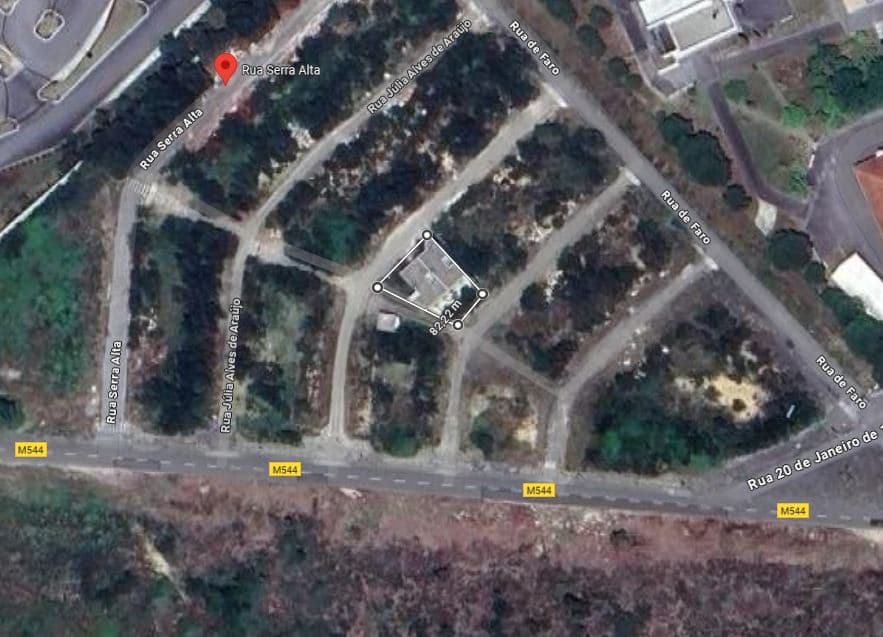 1/4 de Terreno para Construção