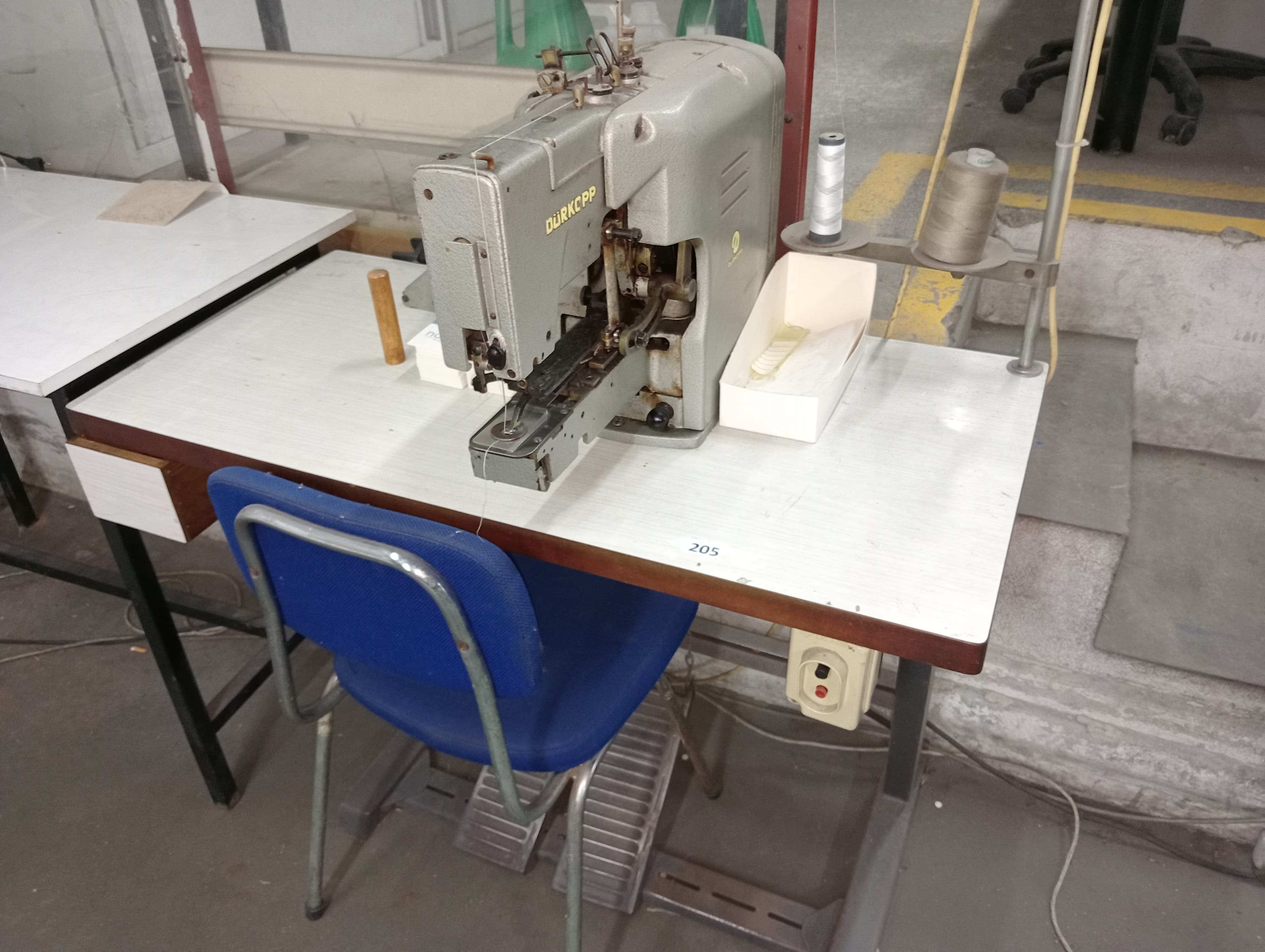 Máquina de pregar etiquetas