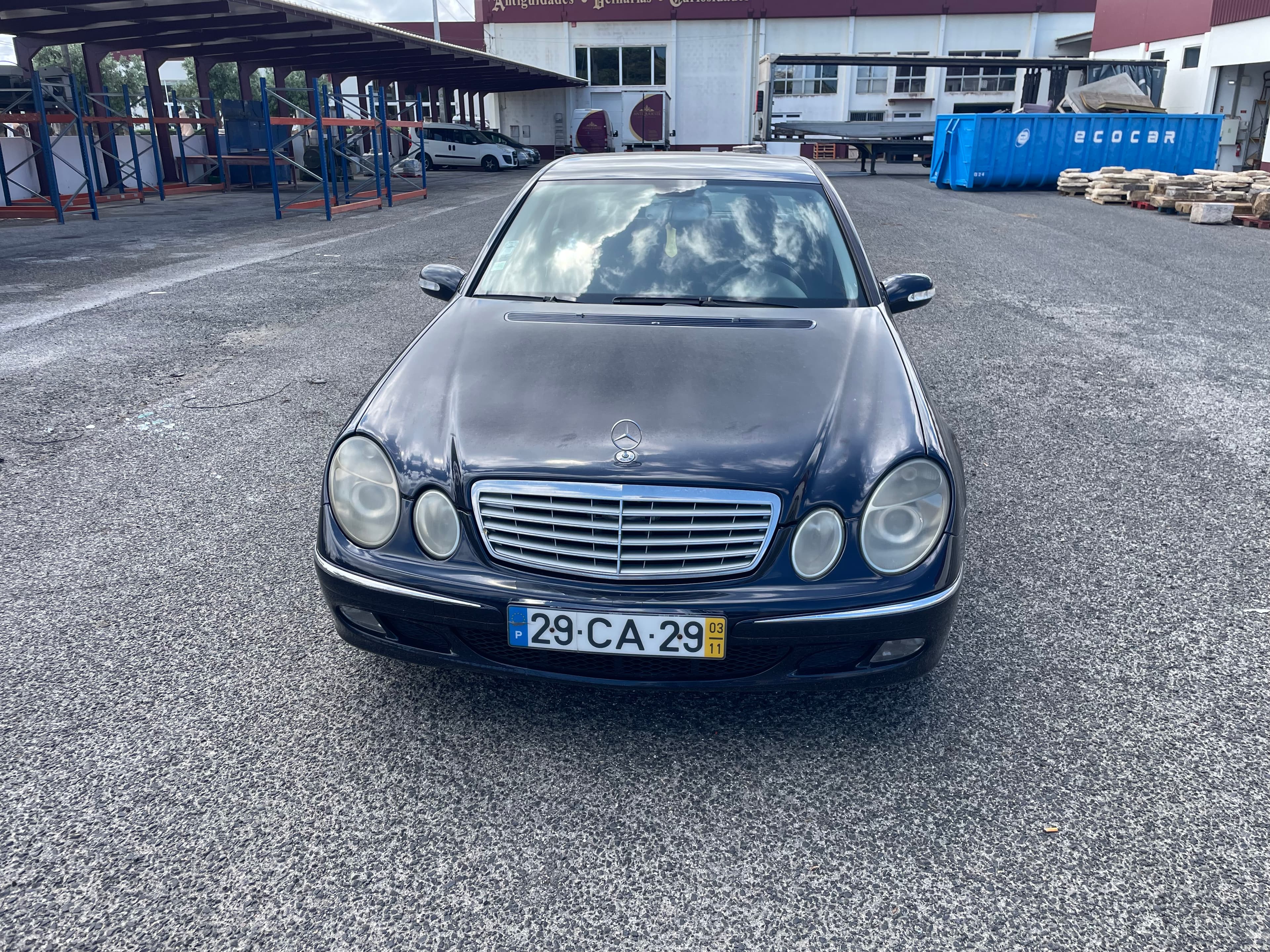 Mercedes-Benz E 220 · Ano 2003