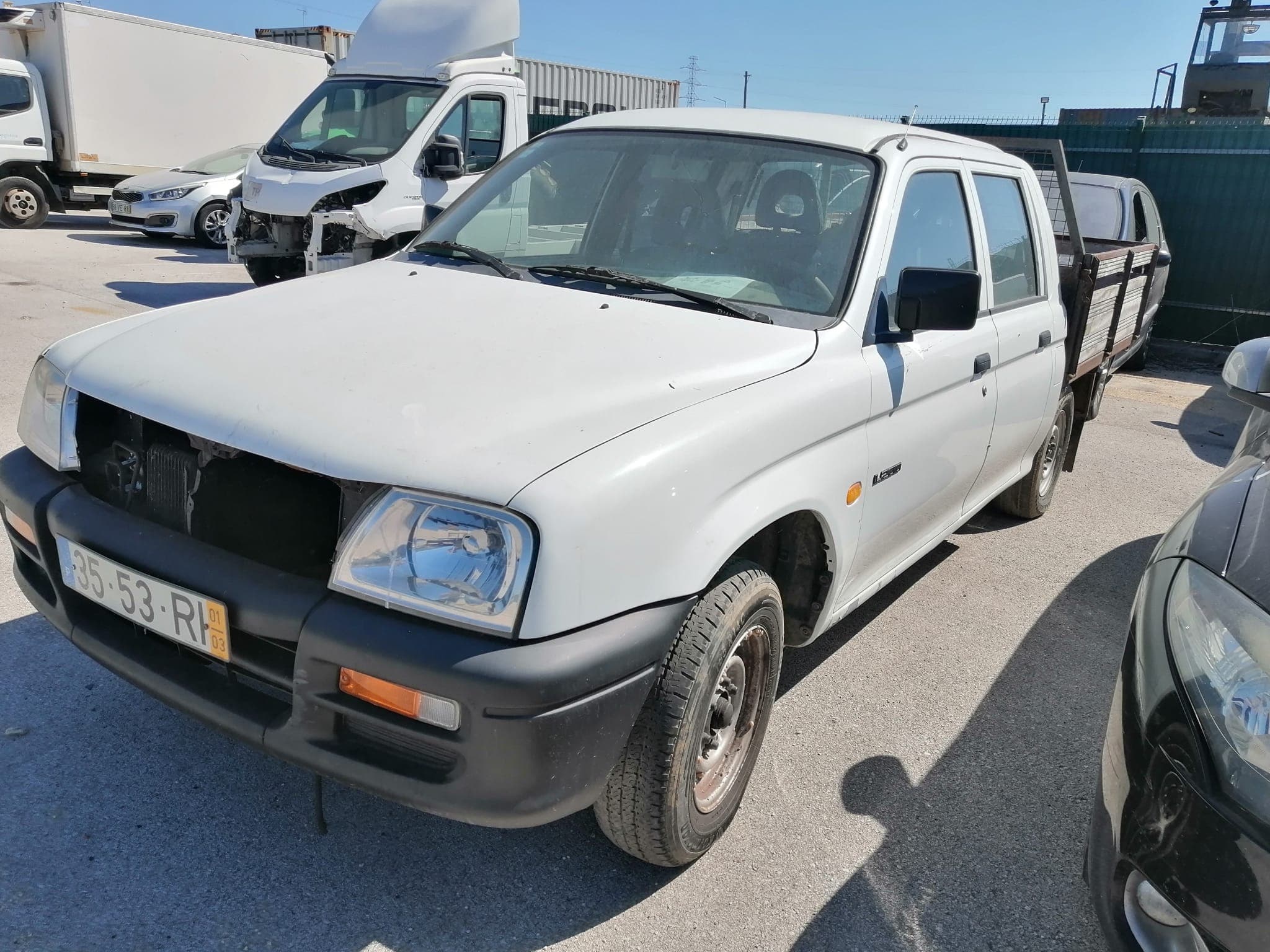 Mitsubishi L200 · Ano 2001