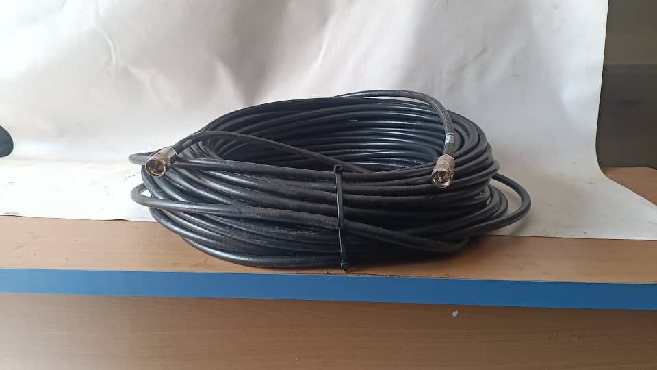 Equipamentos de Redes, Antenas, Rádio Comunicação e Acessórios Técnicos