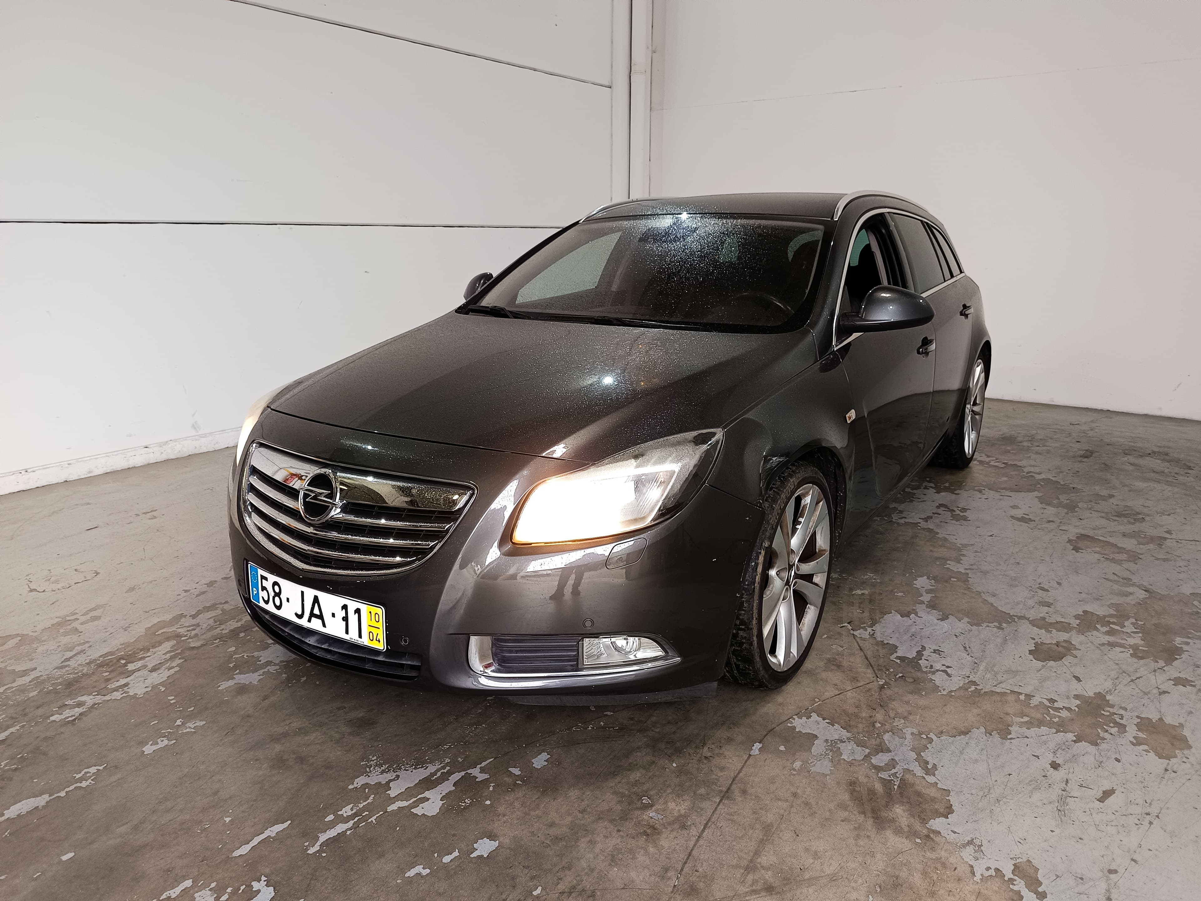 Opel Insígnia Sports Tourer Diesel CDTI · Ano 2010
