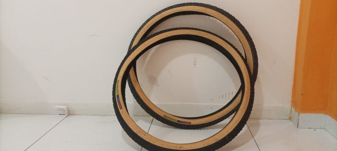 Pneus de bicicleta