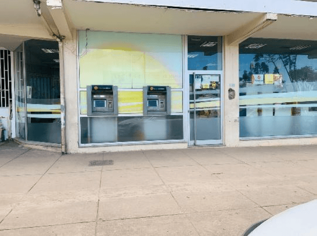 IMÓVEL COMERCIAL – ANTIGA DEPENDÊNCIA BANCÁRIA | HUAMBO