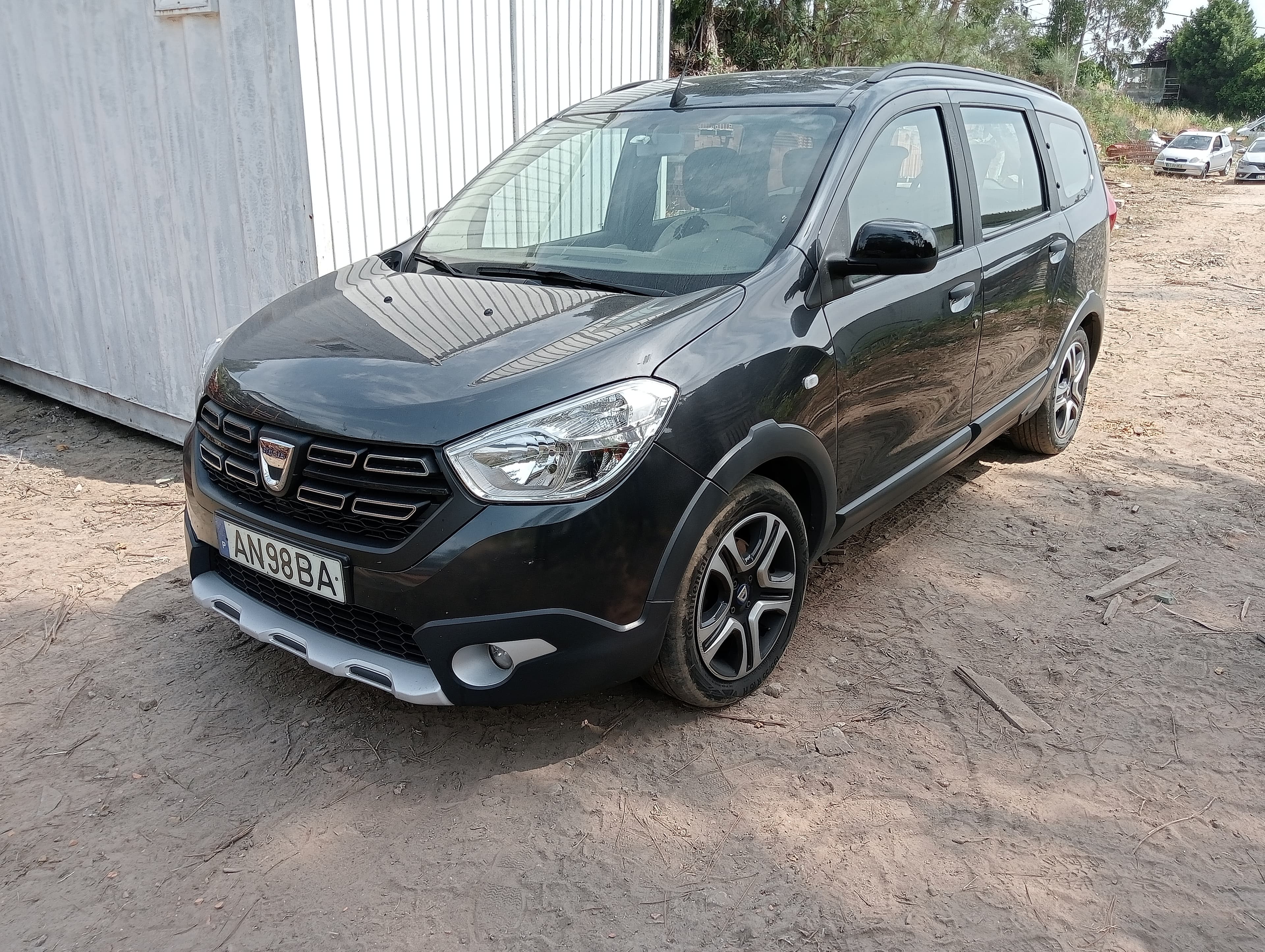 DACIA LODGY