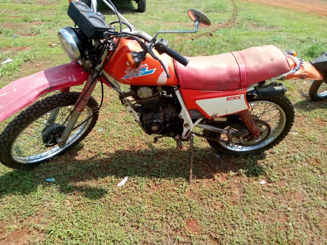 Motorcycle - Honda XL 125