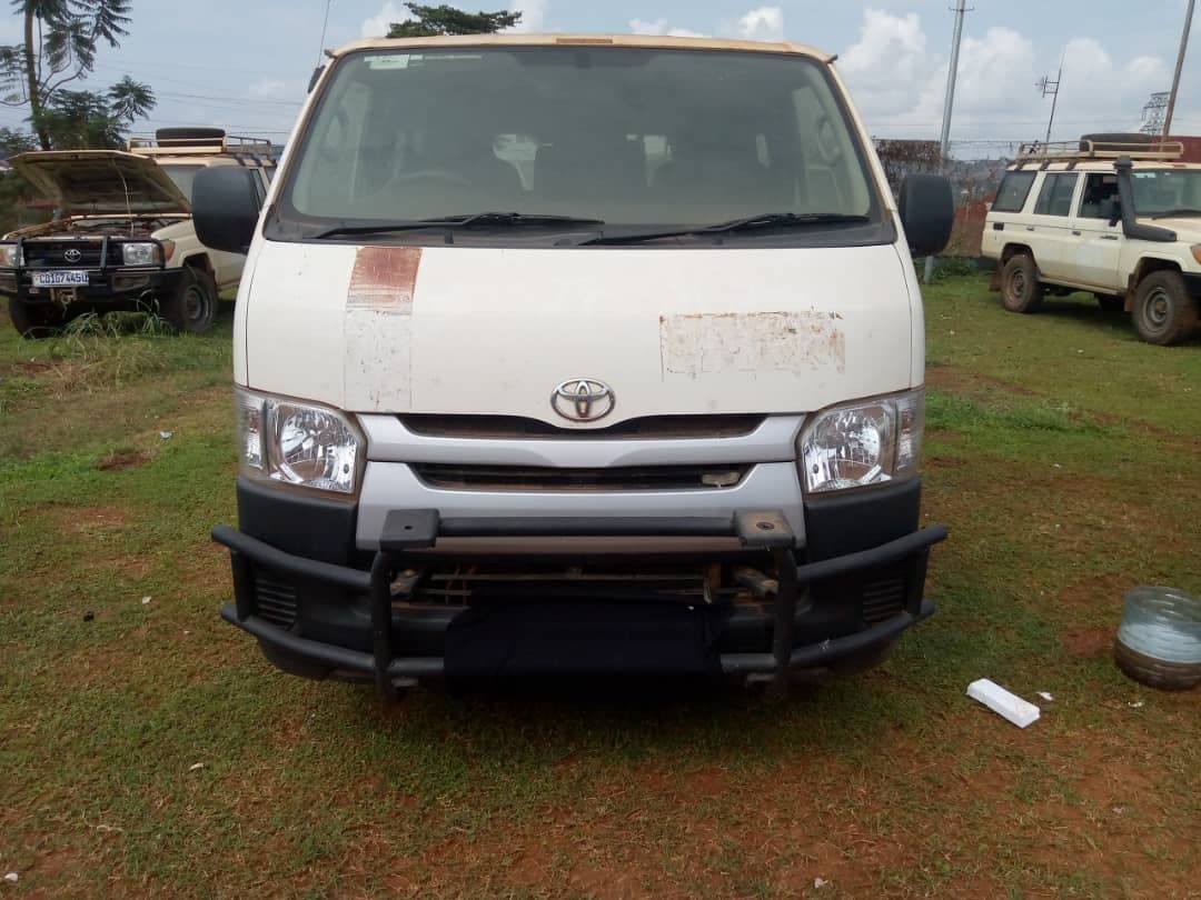 Toyota - Hiace 2019