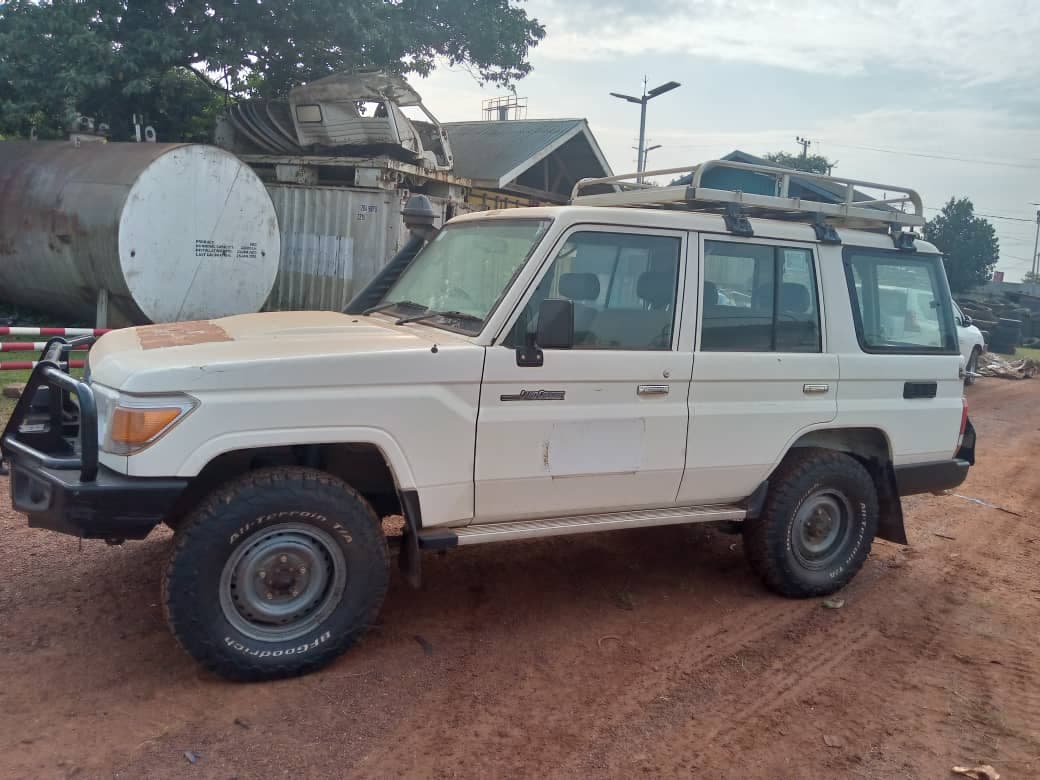 Toyota - Landcruiser Hard Top HZJ76-DKMRS 2019
