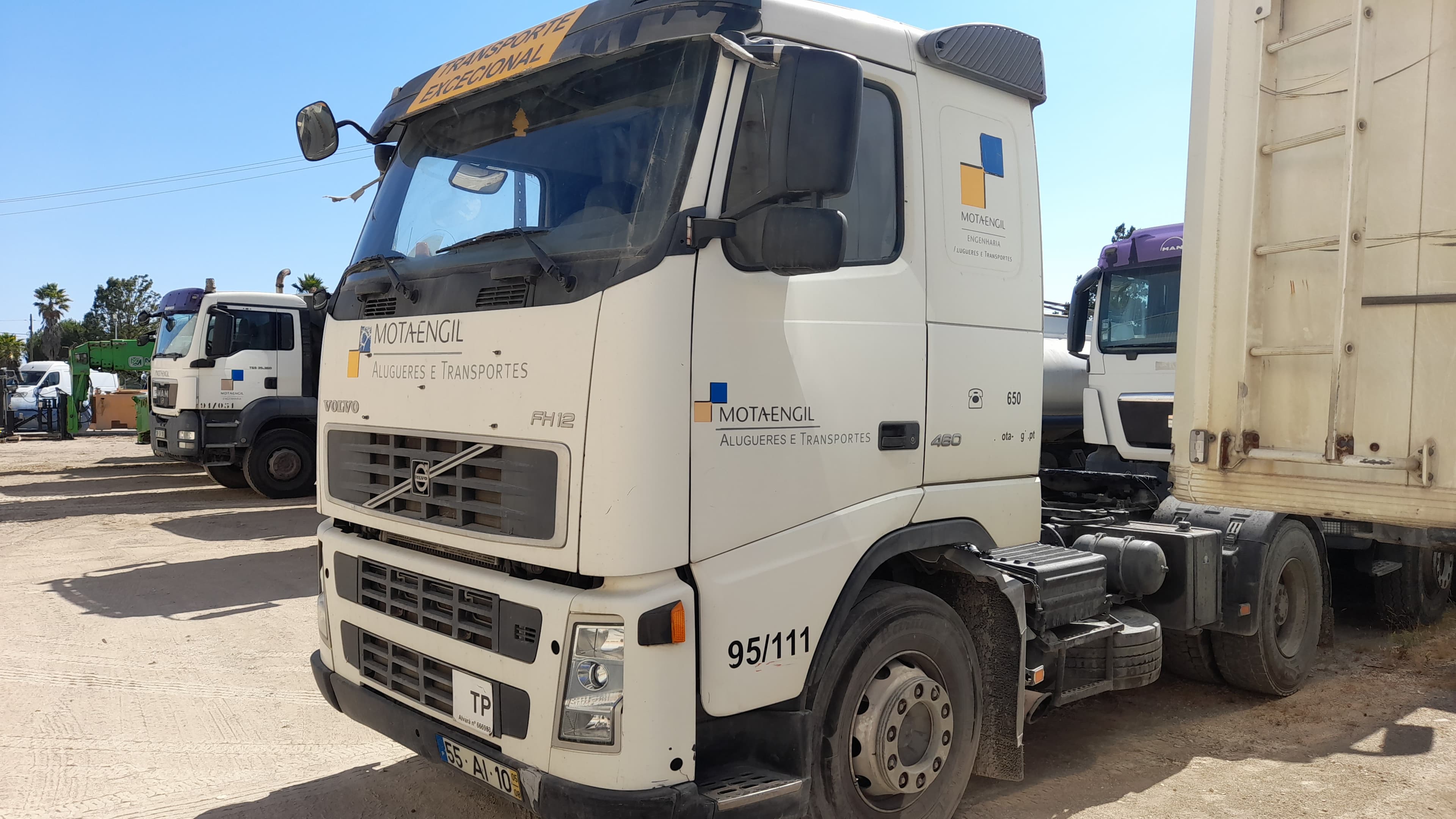 Camião Trator VOLVO