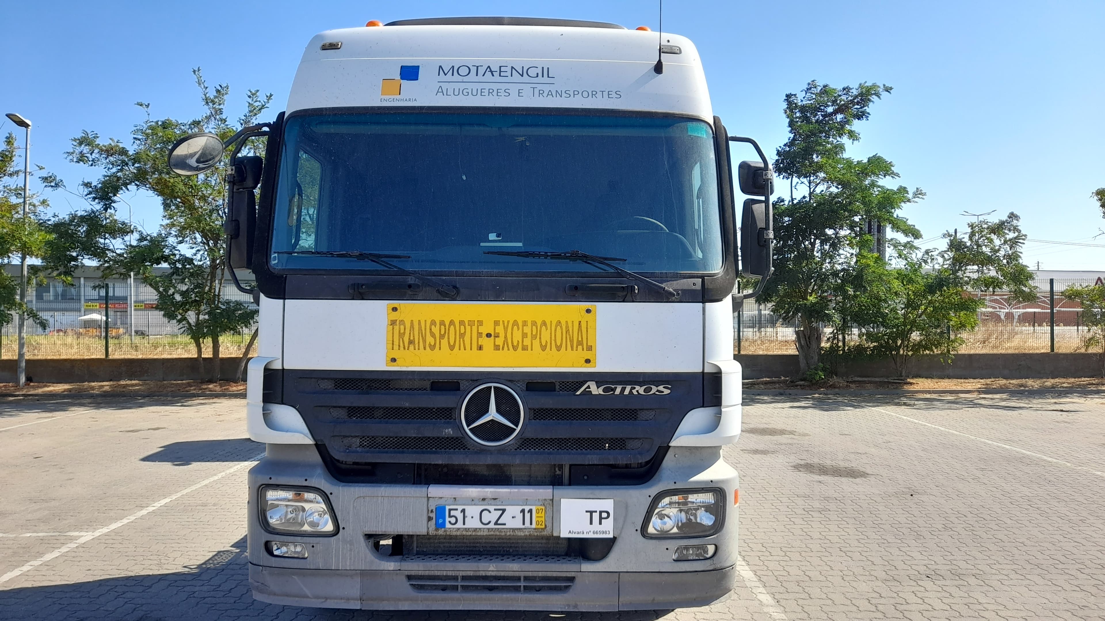 Camião Trator MERCEDES-BENZ