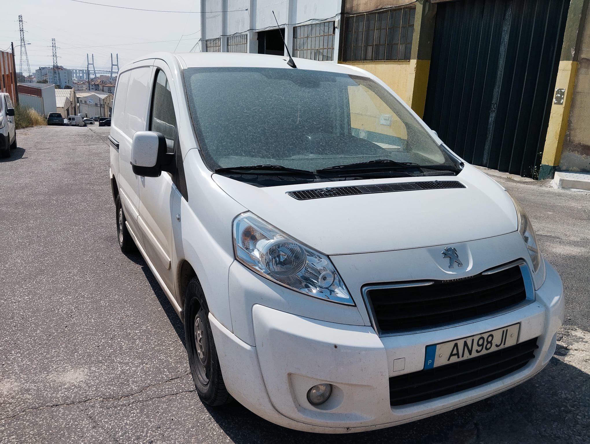 Peugeot Expert · Ano 2016