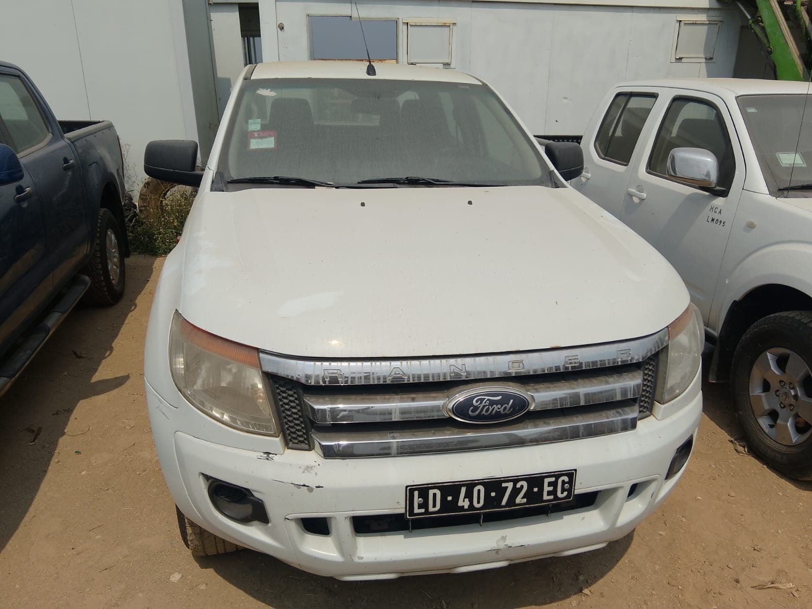 Veículo ligeiro de passageiros e mercadorias da marca Ford, modelo Ranger