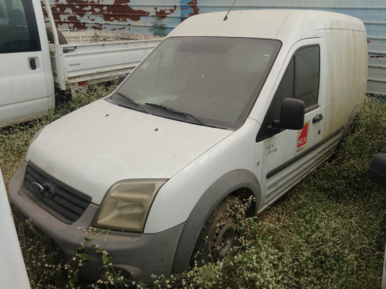 Veículo ligeiro de mercadorias da marca Ford, modelo TRANSIT CONNECT
