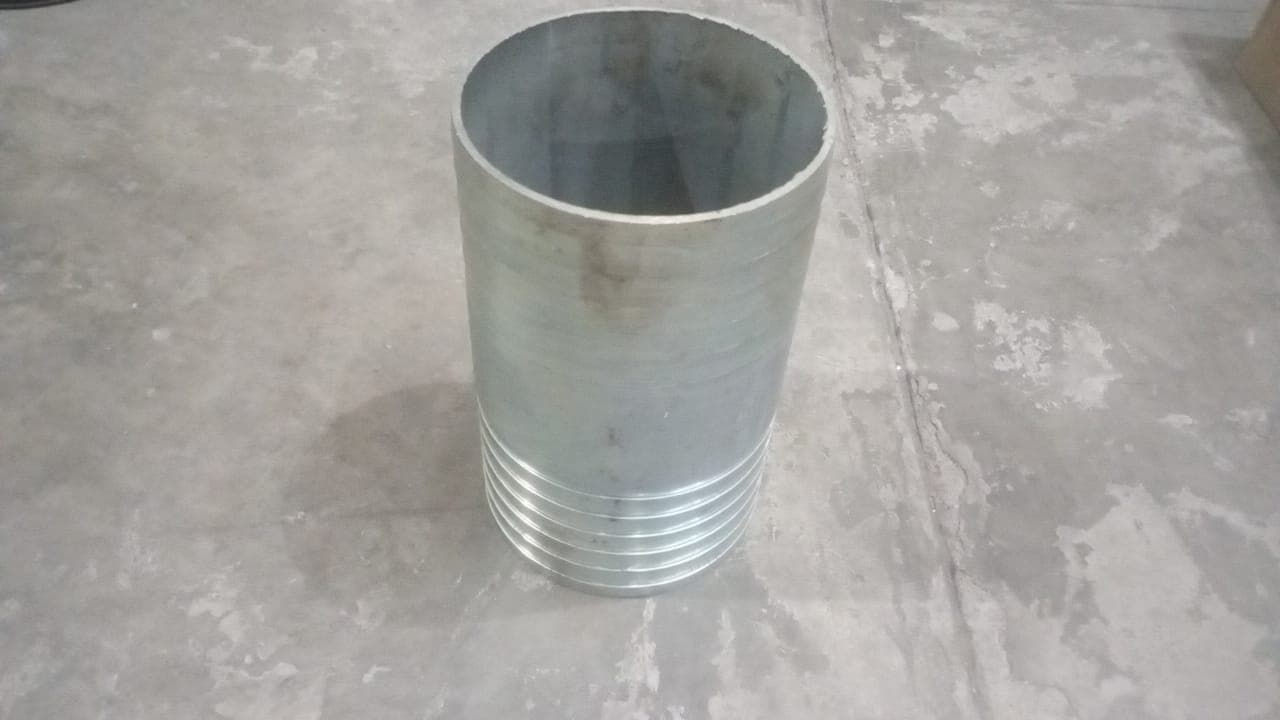 55 Uniões Galvanised Swage
