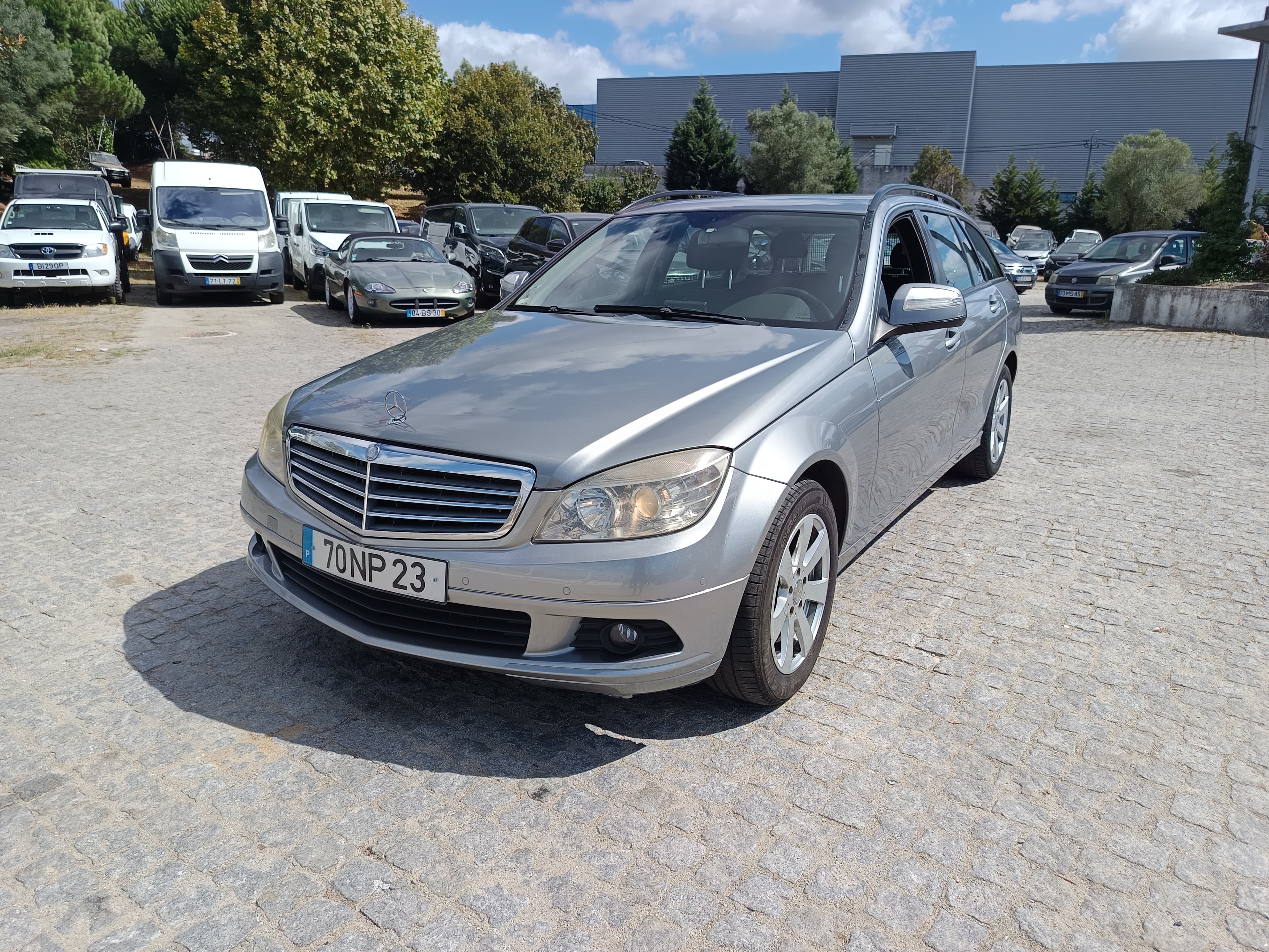 Mercedes-Benz C220 · Ano 2008