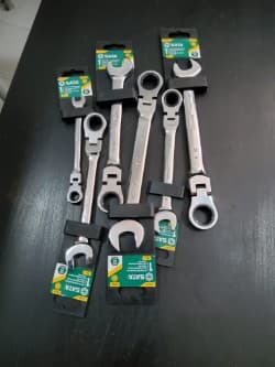CONJUNTO DE 6 CHAVES BOCA/LUNETA C/ ROQUETE DE CABEÇA FLEXÍVEL