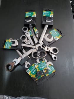 CONJUNTO DE 9 CHAVES BOCA/LUNETA C/ ROQUETE DE CABEÇA FLEXÍVEL