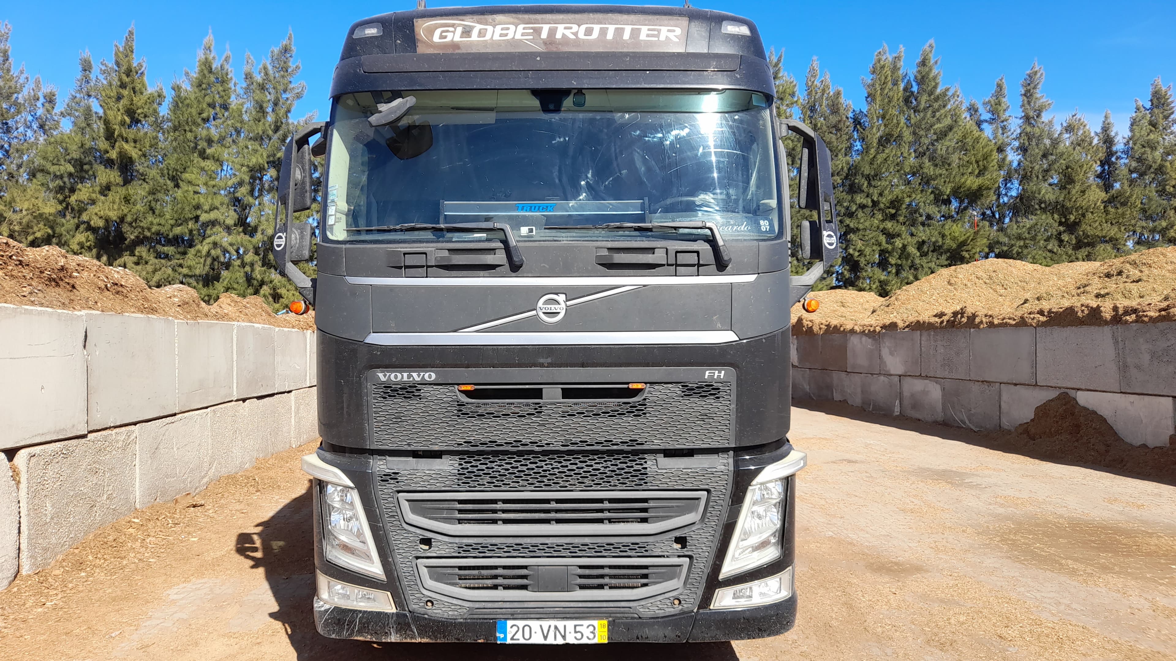 VOLVO (4x2) FH460