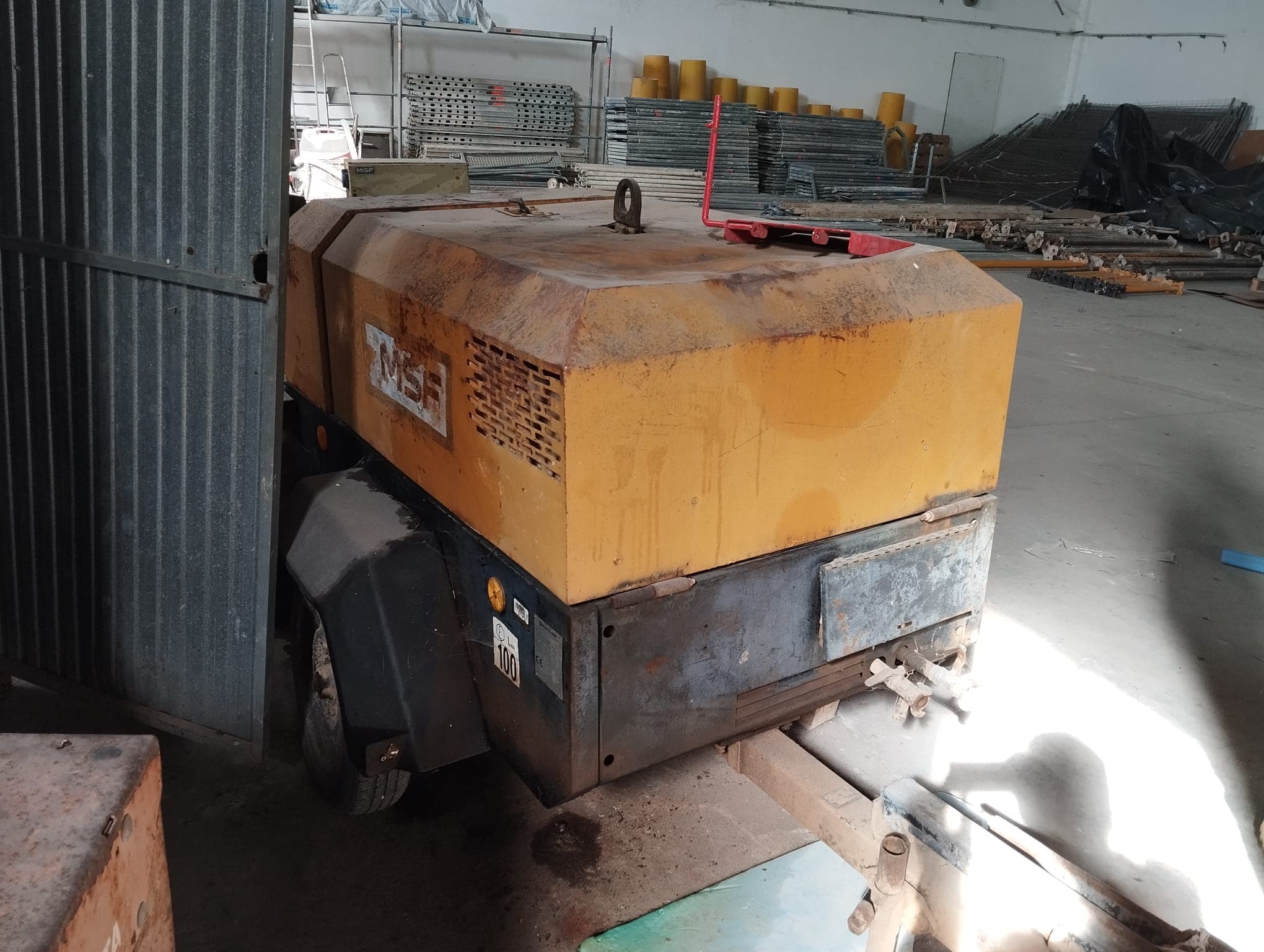 Compressor