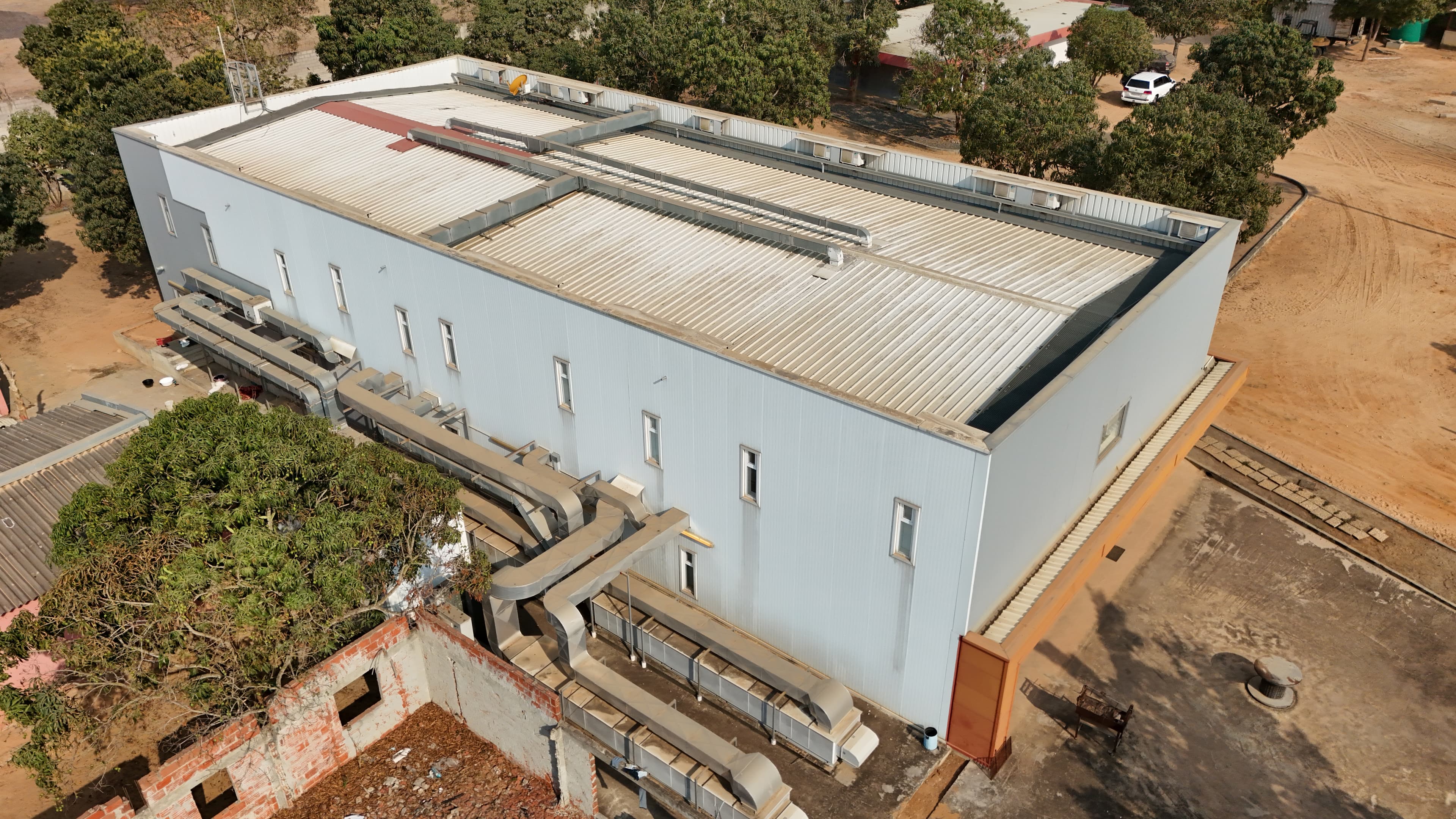 Kikuxi | Estaleiro Industrial com Infraestruturas Residenciais e Operacionais