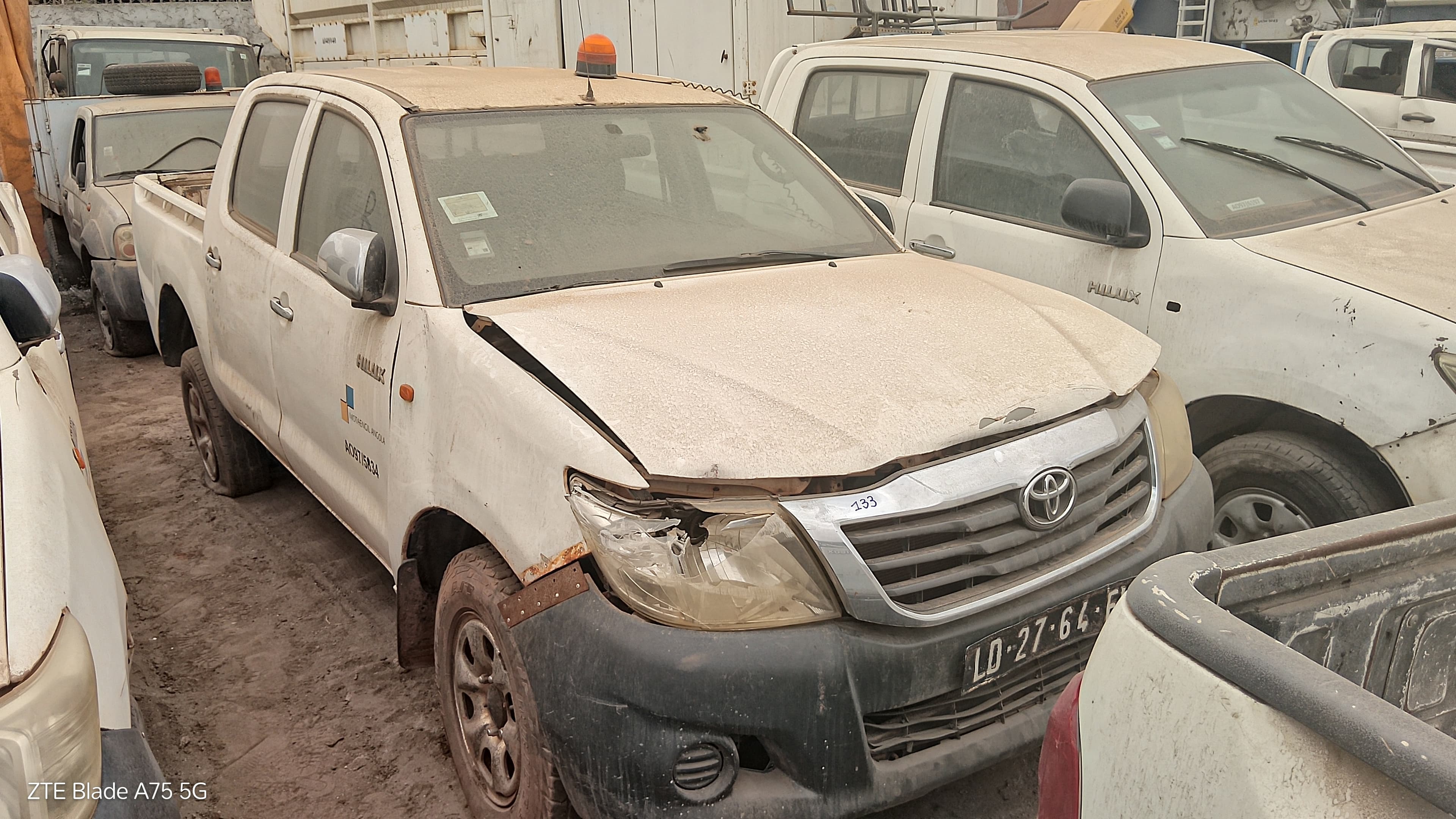 Veículo Ligeiro de Passageiros TOYOTA HILUX 4*4 CD STD 5L