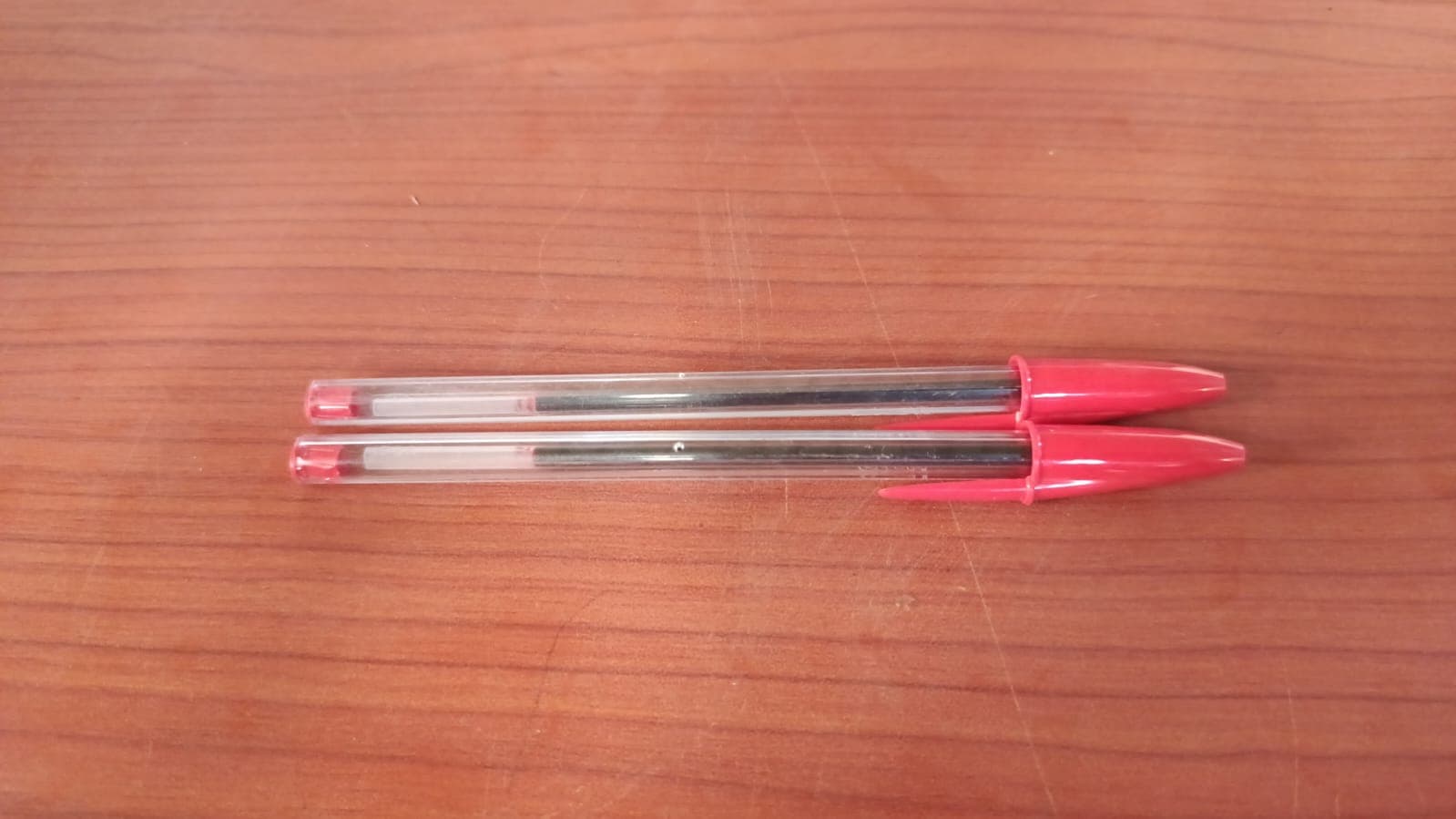 Canetas vermelhas - BIC