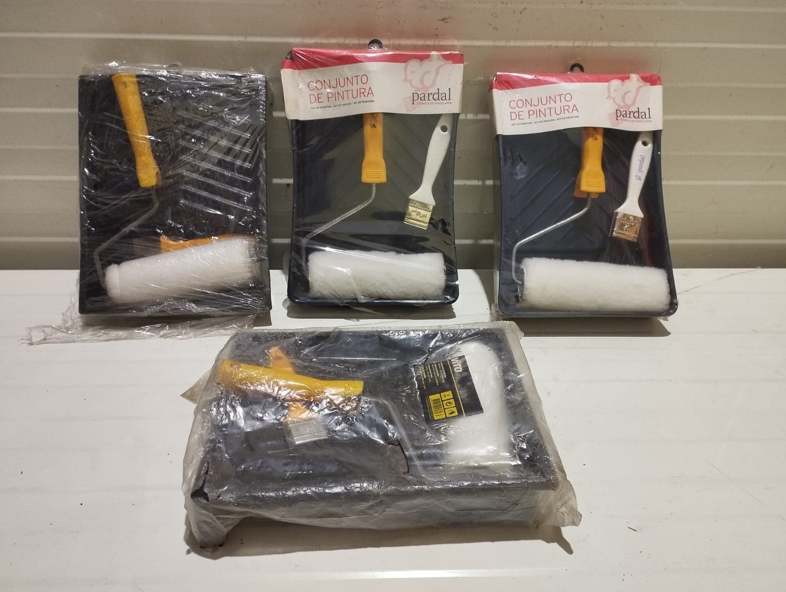 Conjunto de material de Pintura(tricha+Rolo+Tabuleiro)