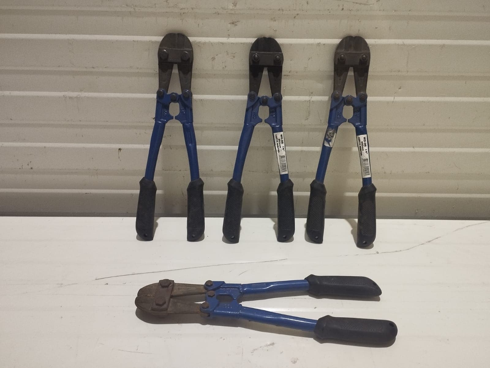 14 - Corta rebites WD-06 - 14"