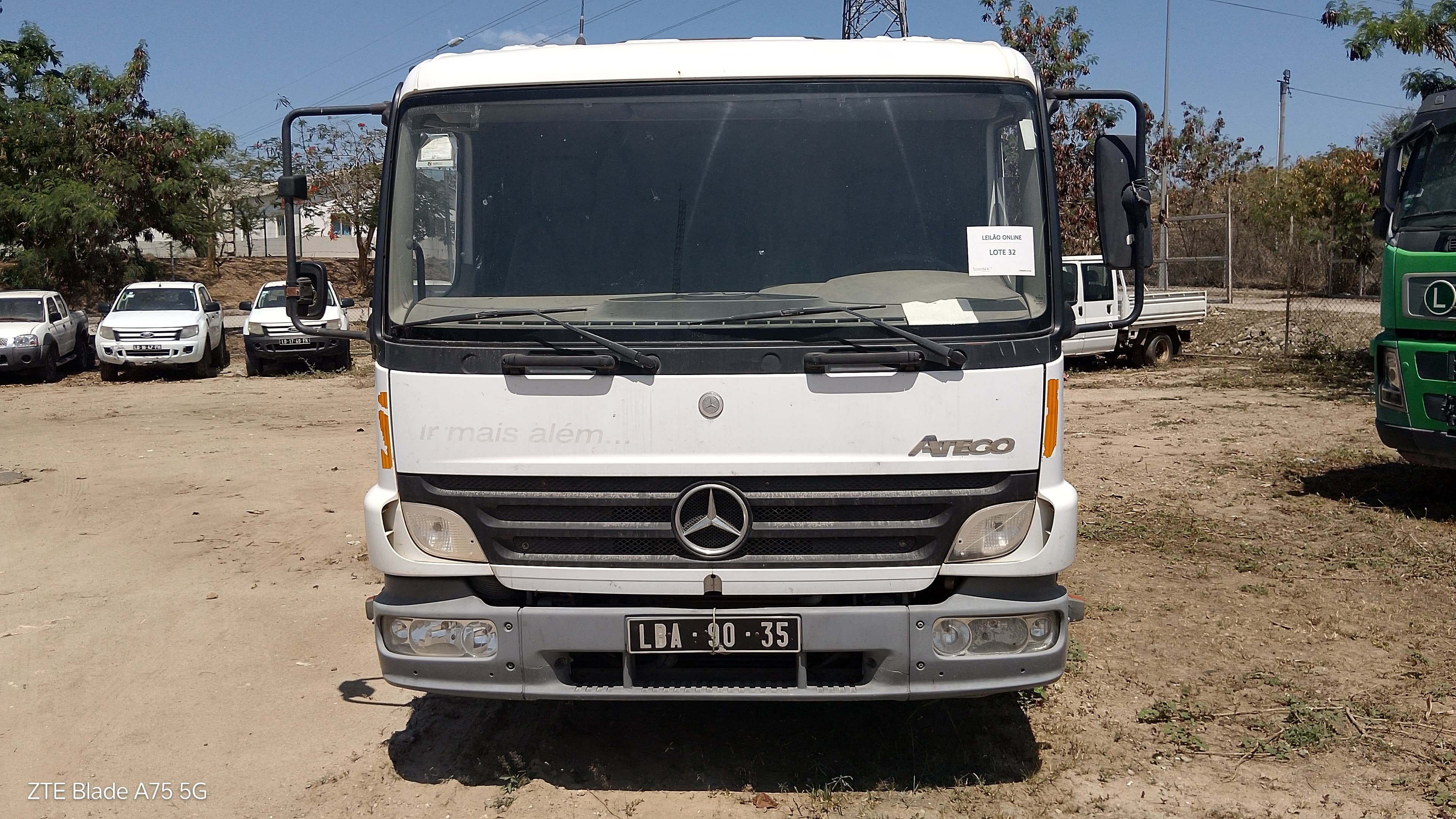 Camião Estrado Mercedes Atego 816