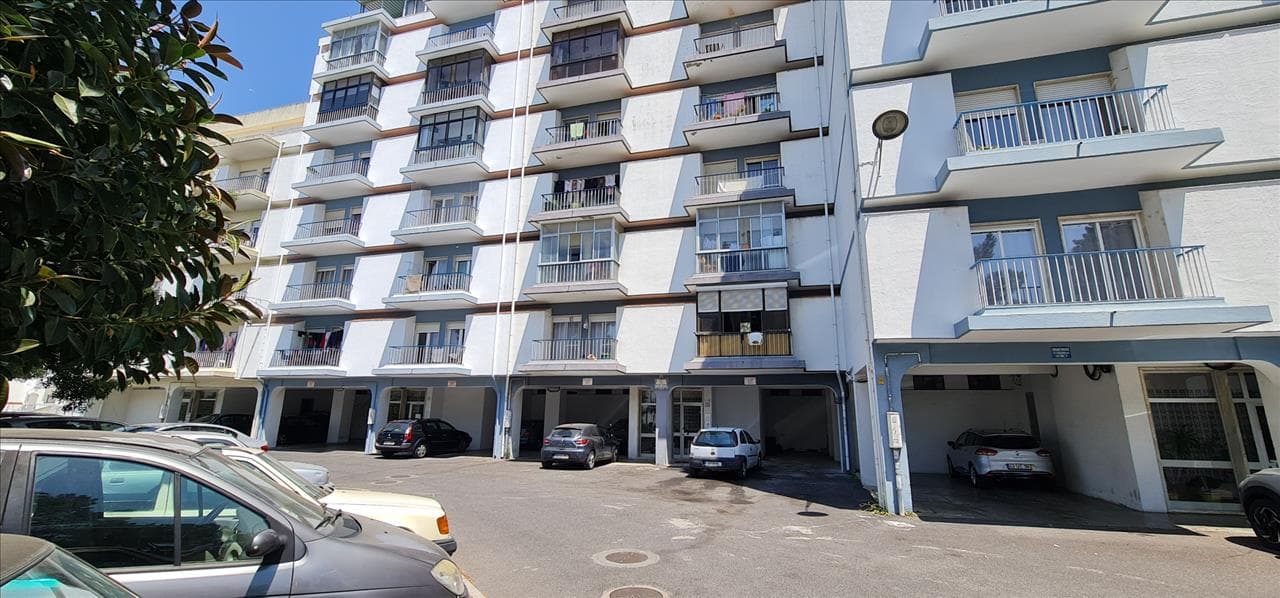 Apartamento T3 · Rio de Mouro, Sintra