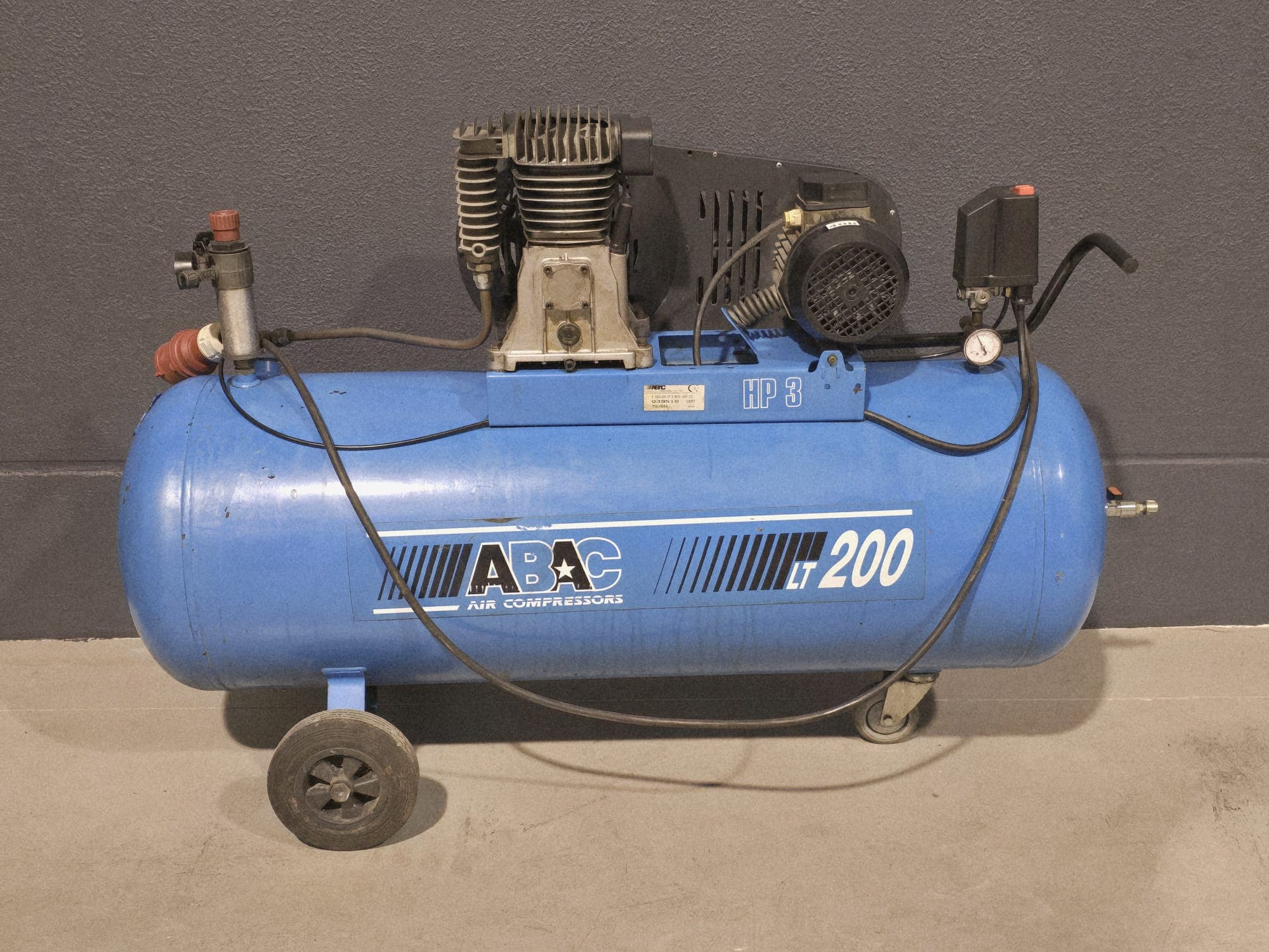 Compressor ABAC