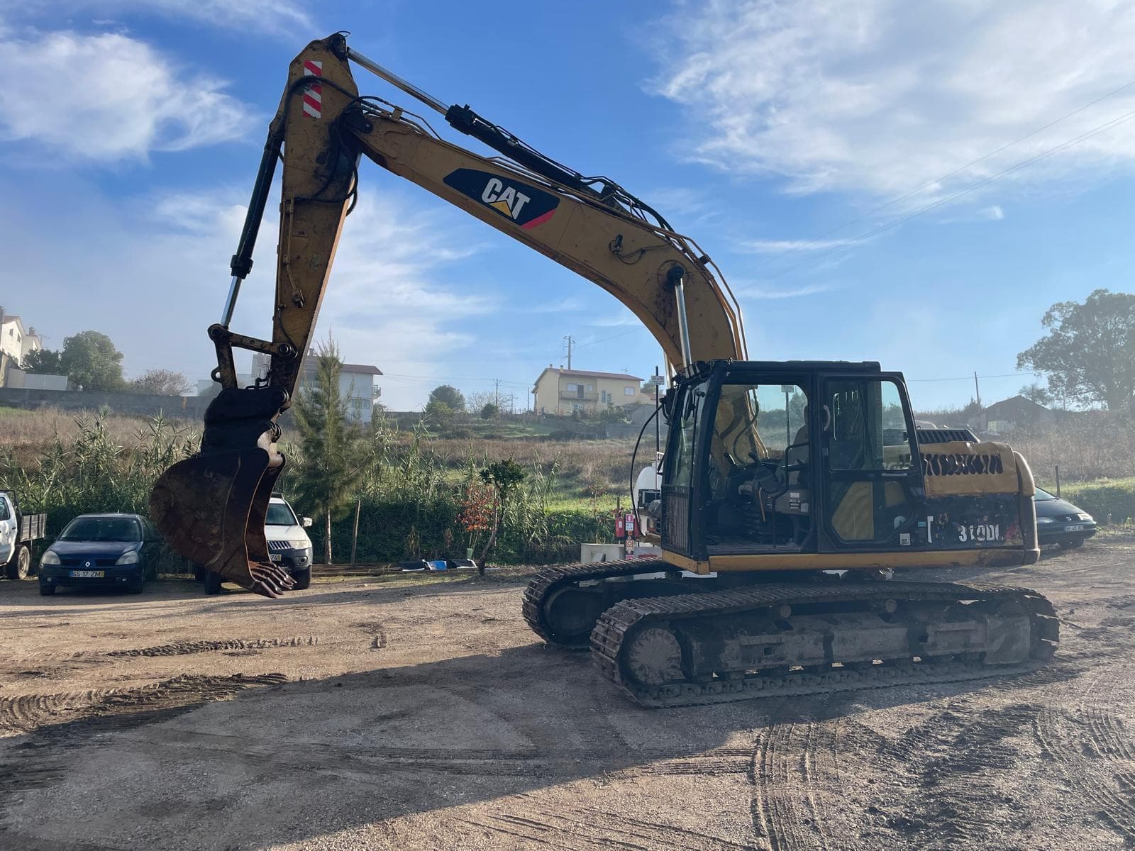 Escavadora CAT 319D · Ano 2011