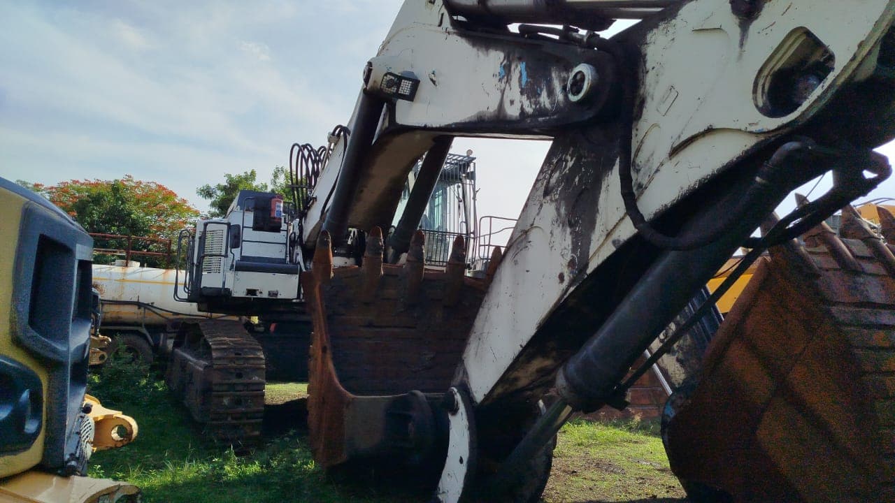 Escavadora  Liebherr R984C