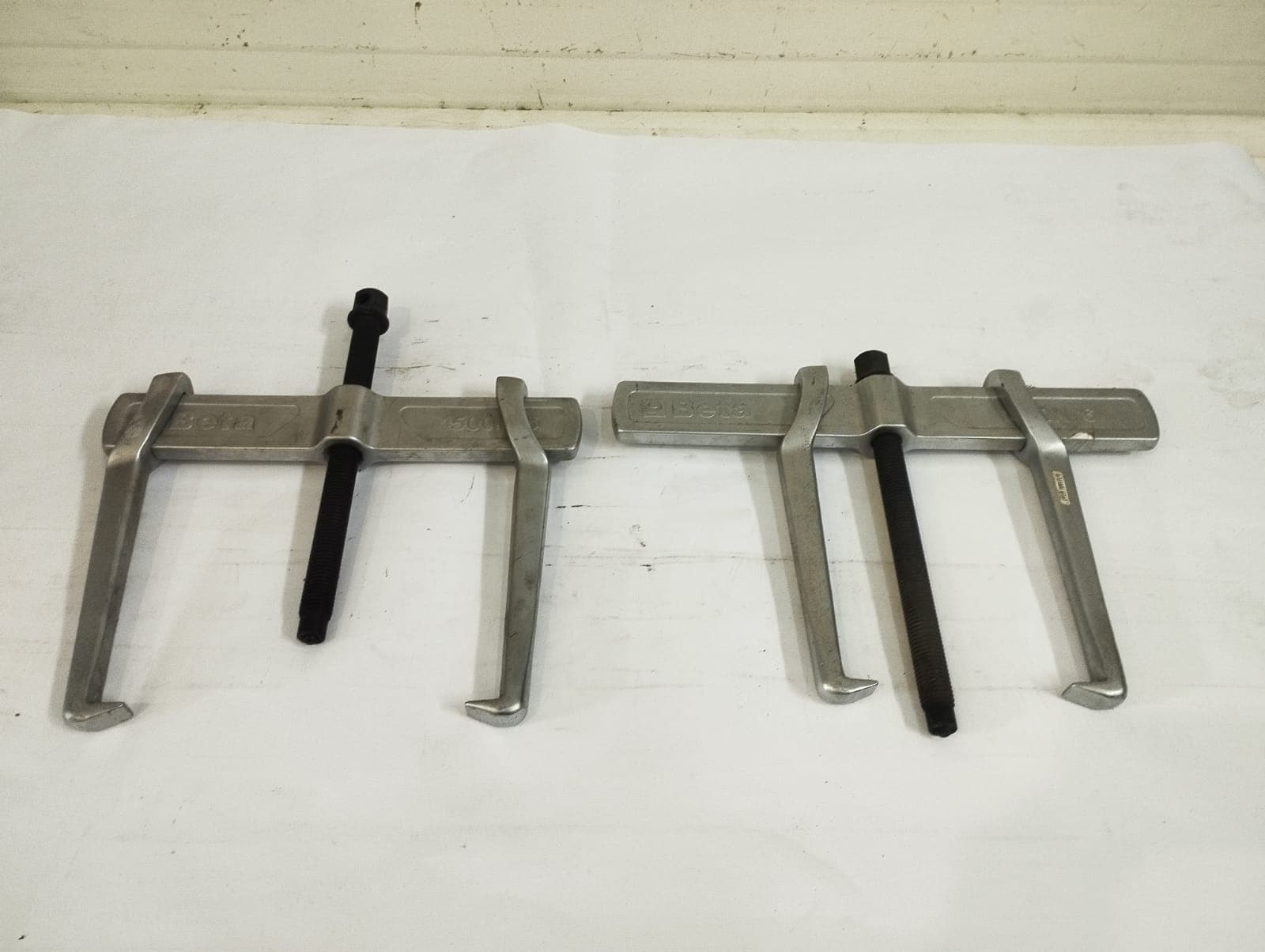 4 - Extrator Universal de 2 Pernas Beta 1500N/5 Ref: 015000605