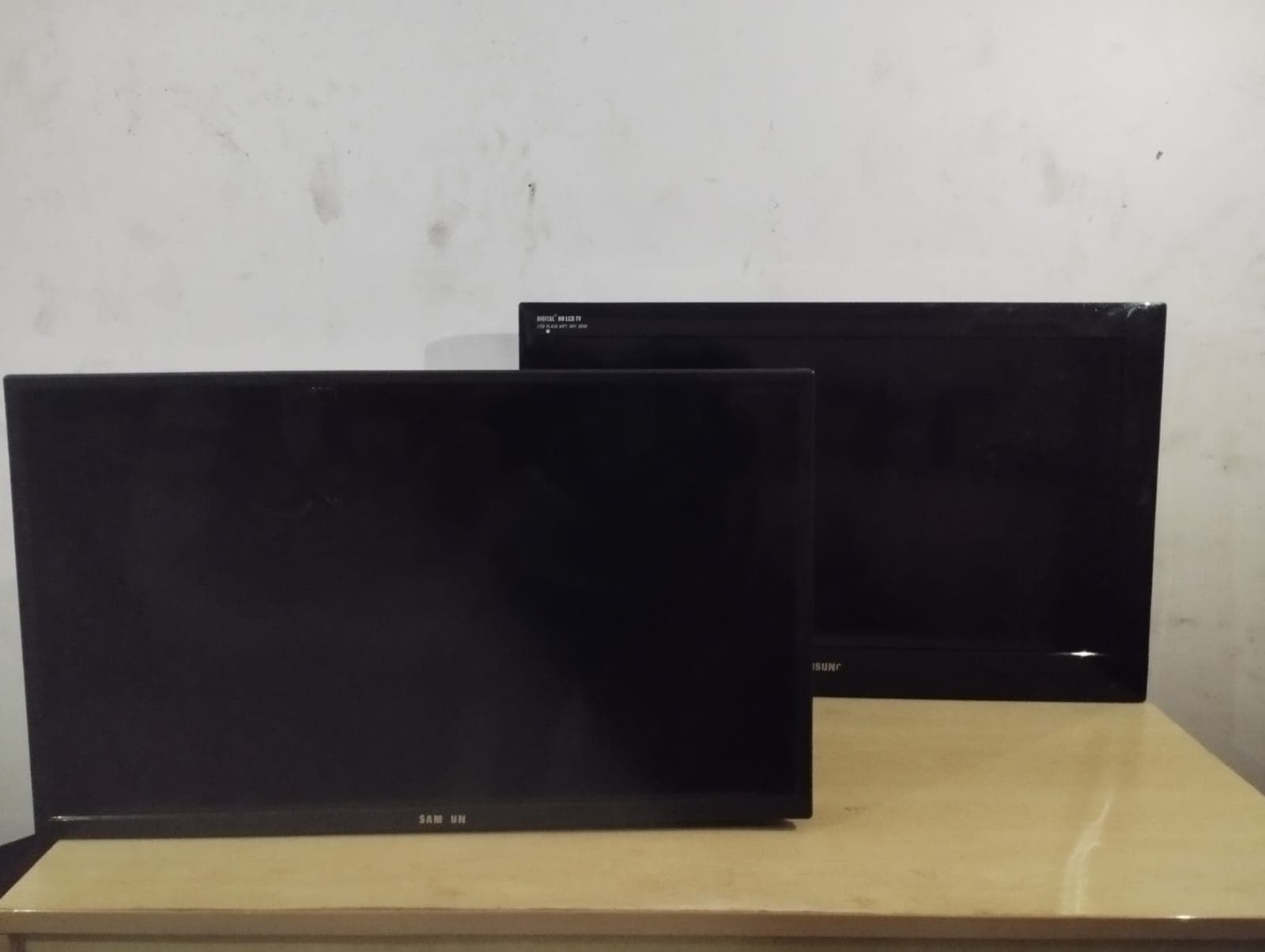 TV's Samsung 32"