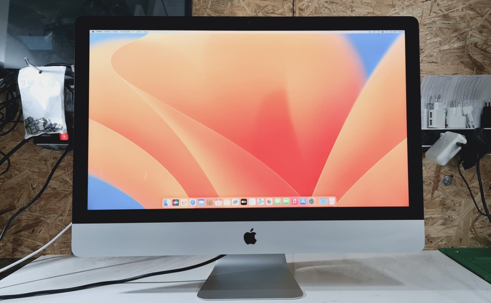 Computador Apple iMac A2115