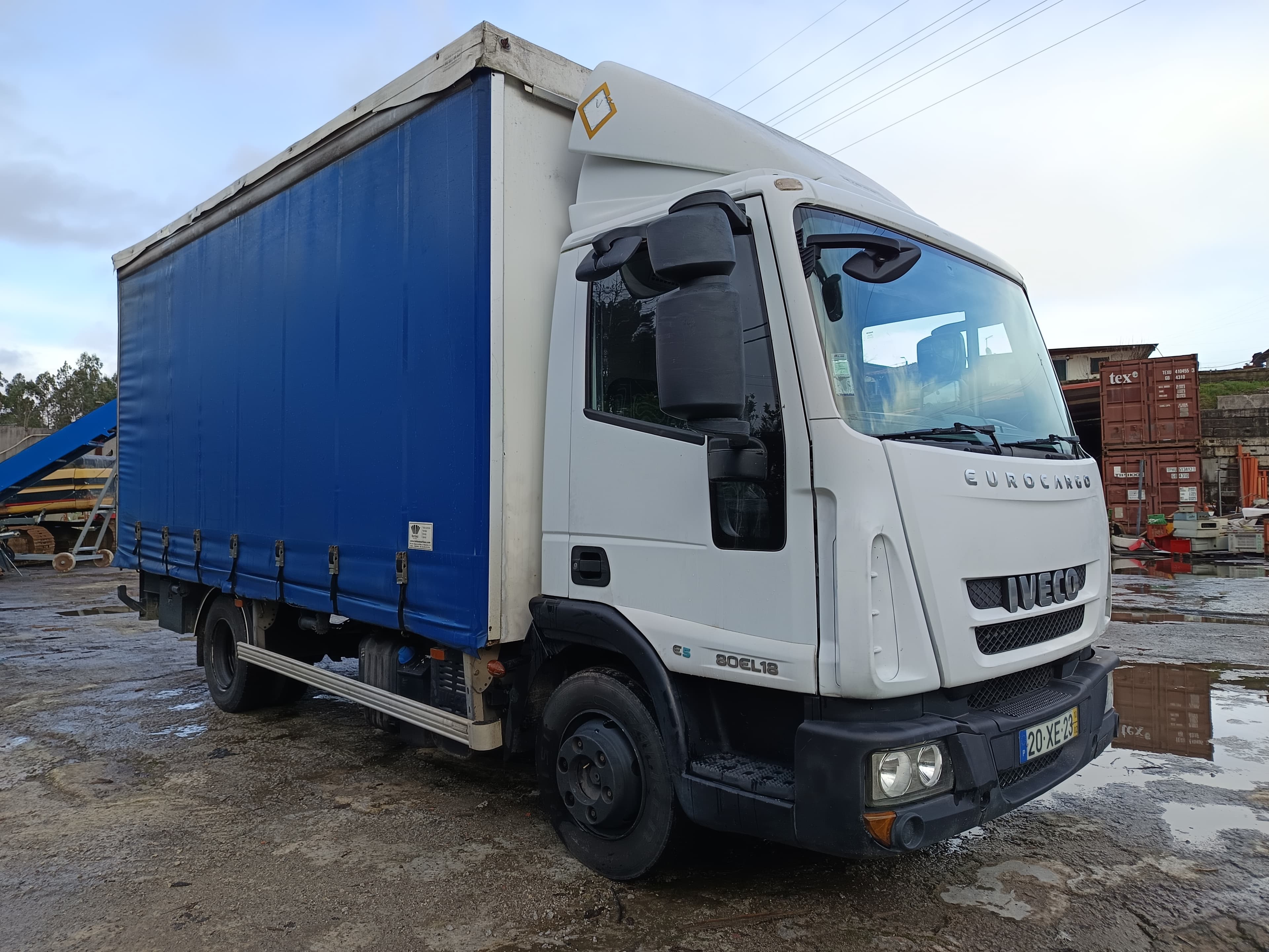 Iveco Eurocargo 80EL18 · Ano 2010