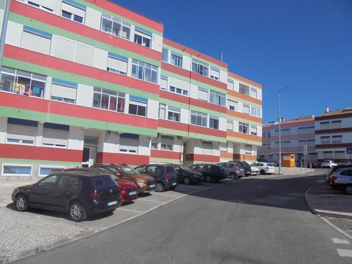 Apartamento T2 · Rio de Mouro, Sintra
