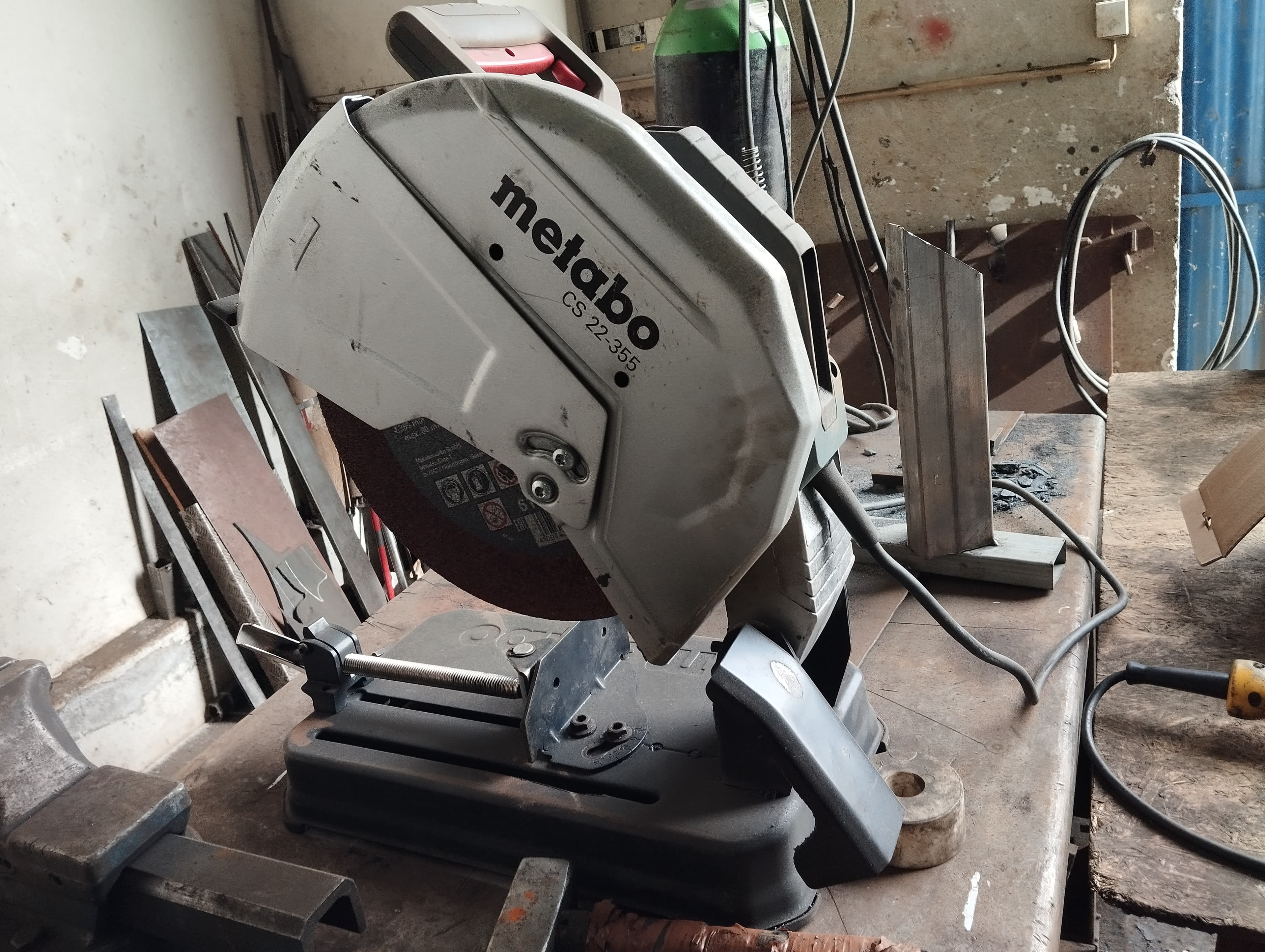 METABO SERRA PARA METAL CS 22-355