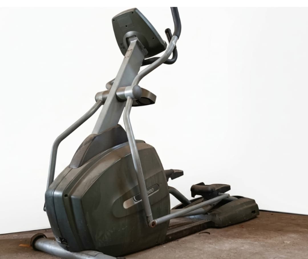 Máquina Elíptico Cross-trainer Johnson E800