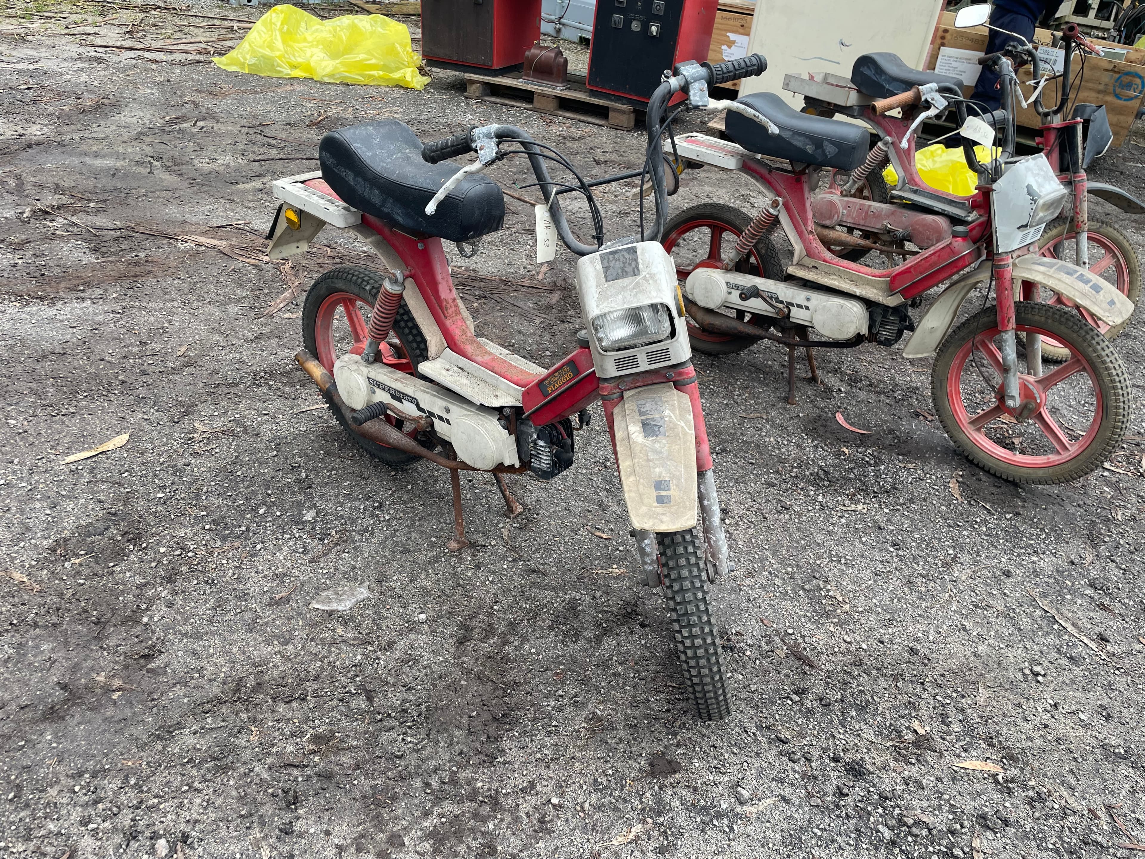 Motociclo Piaggio Super Bravo