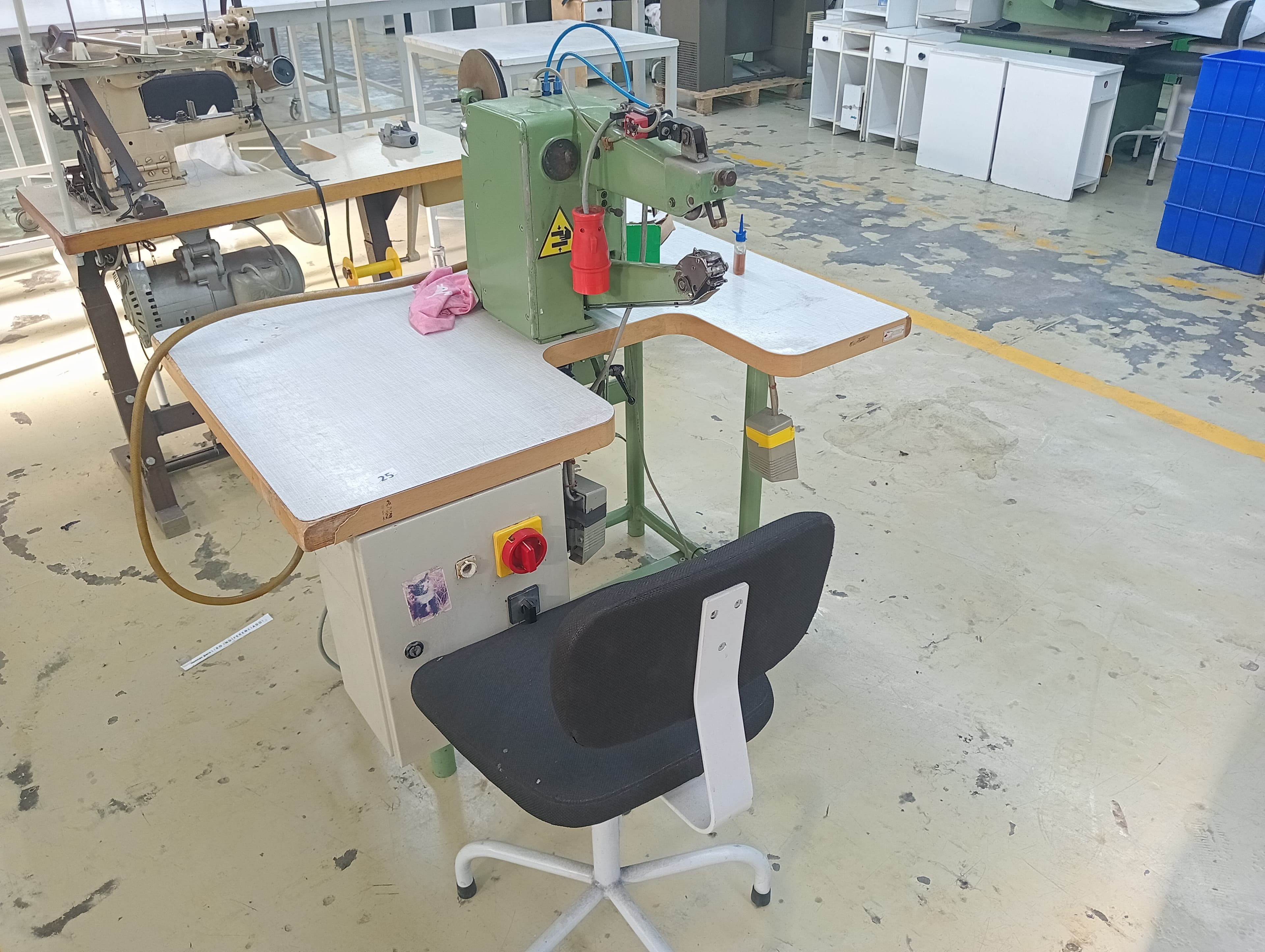 Máquina de por fita