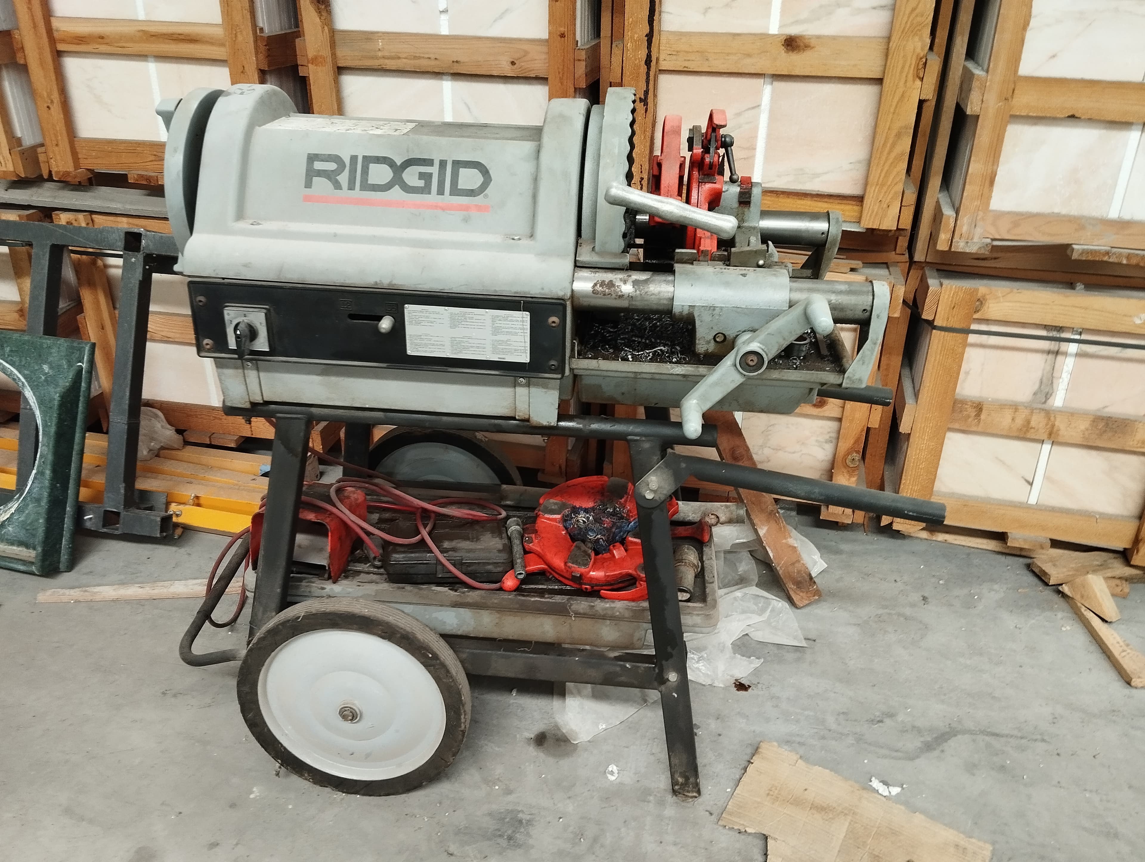 Máquina de roscar
