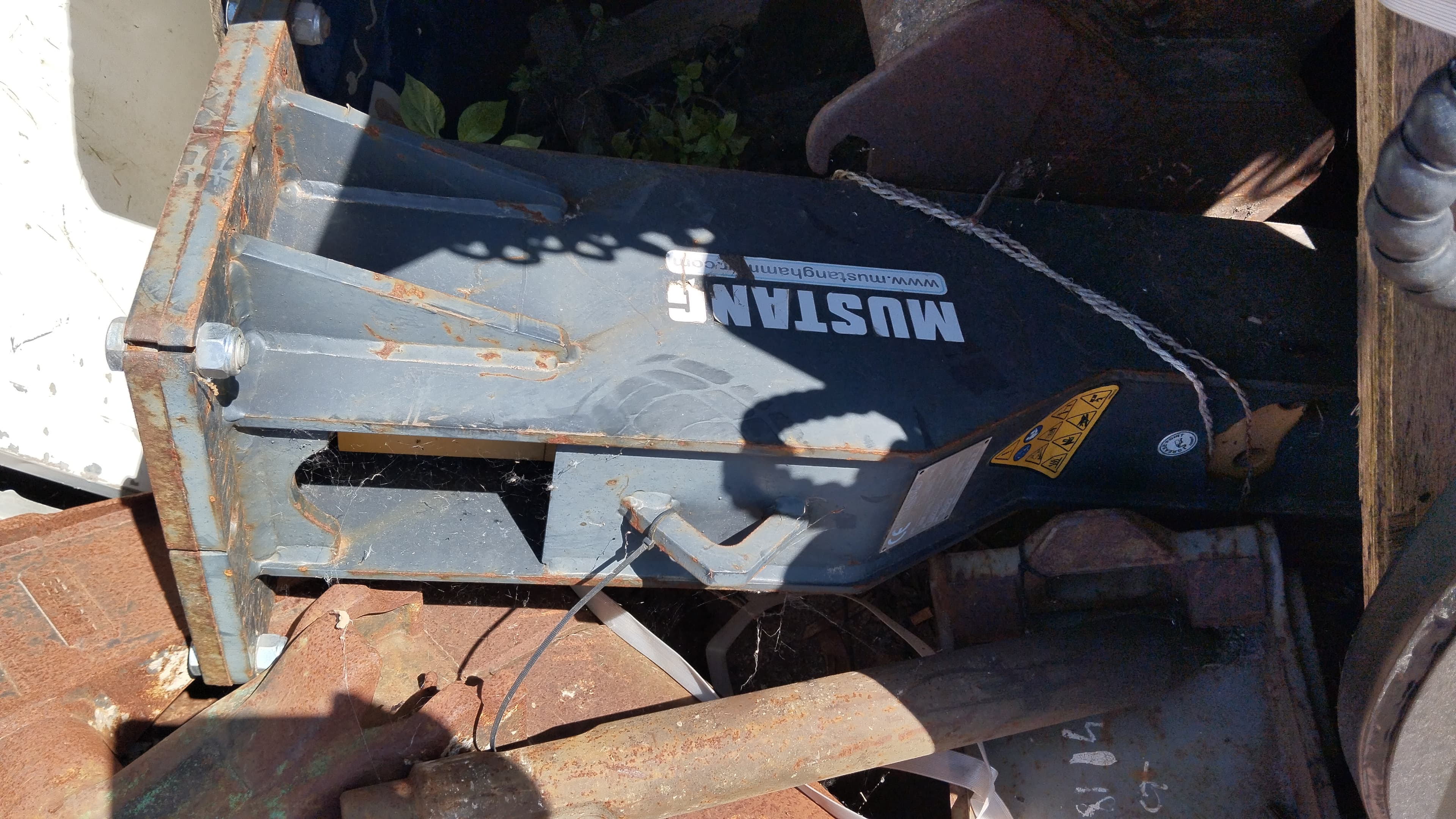 Martelo de demolição Mustang HM250