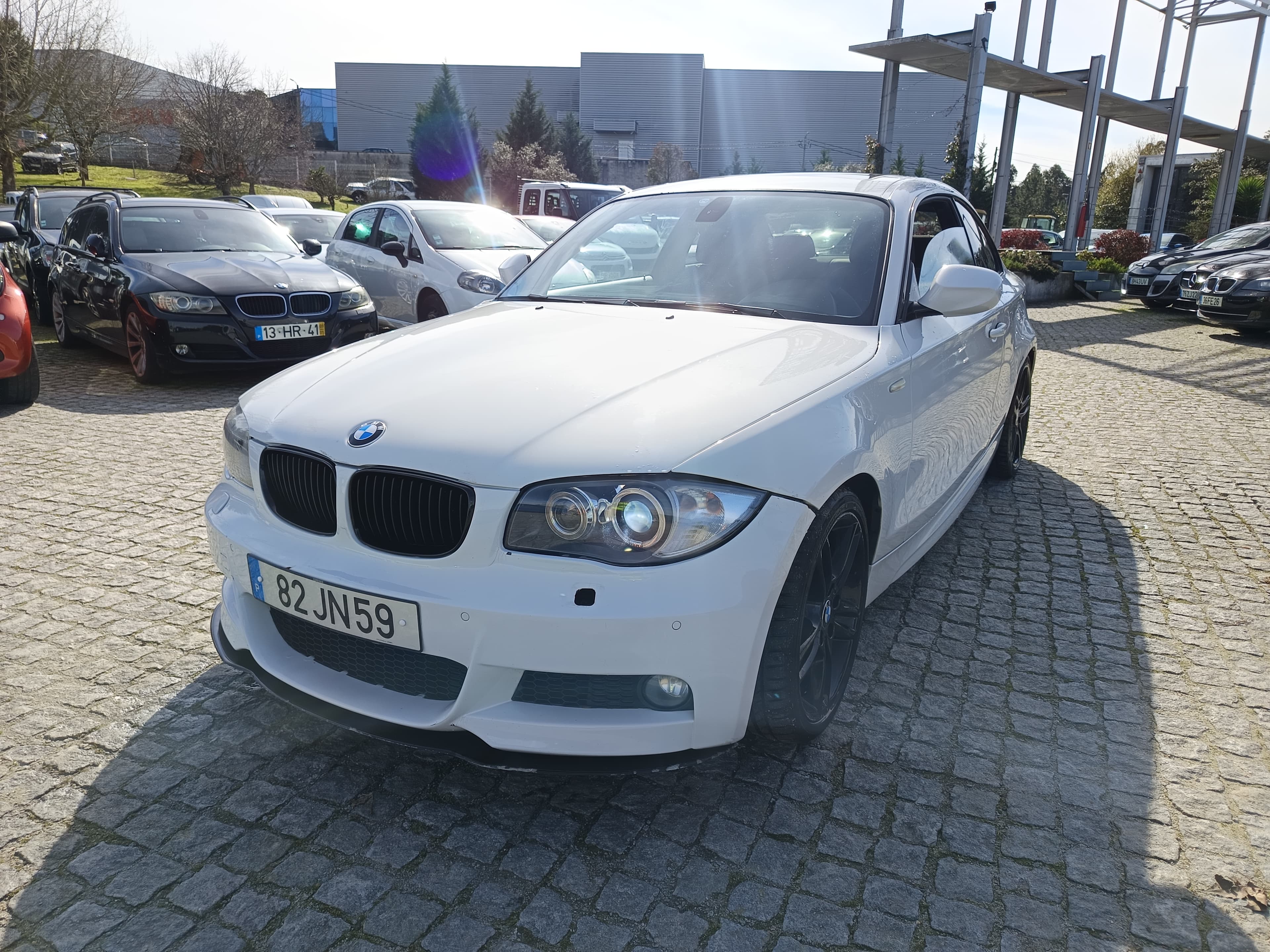 BMW 120 d · Ano 2010