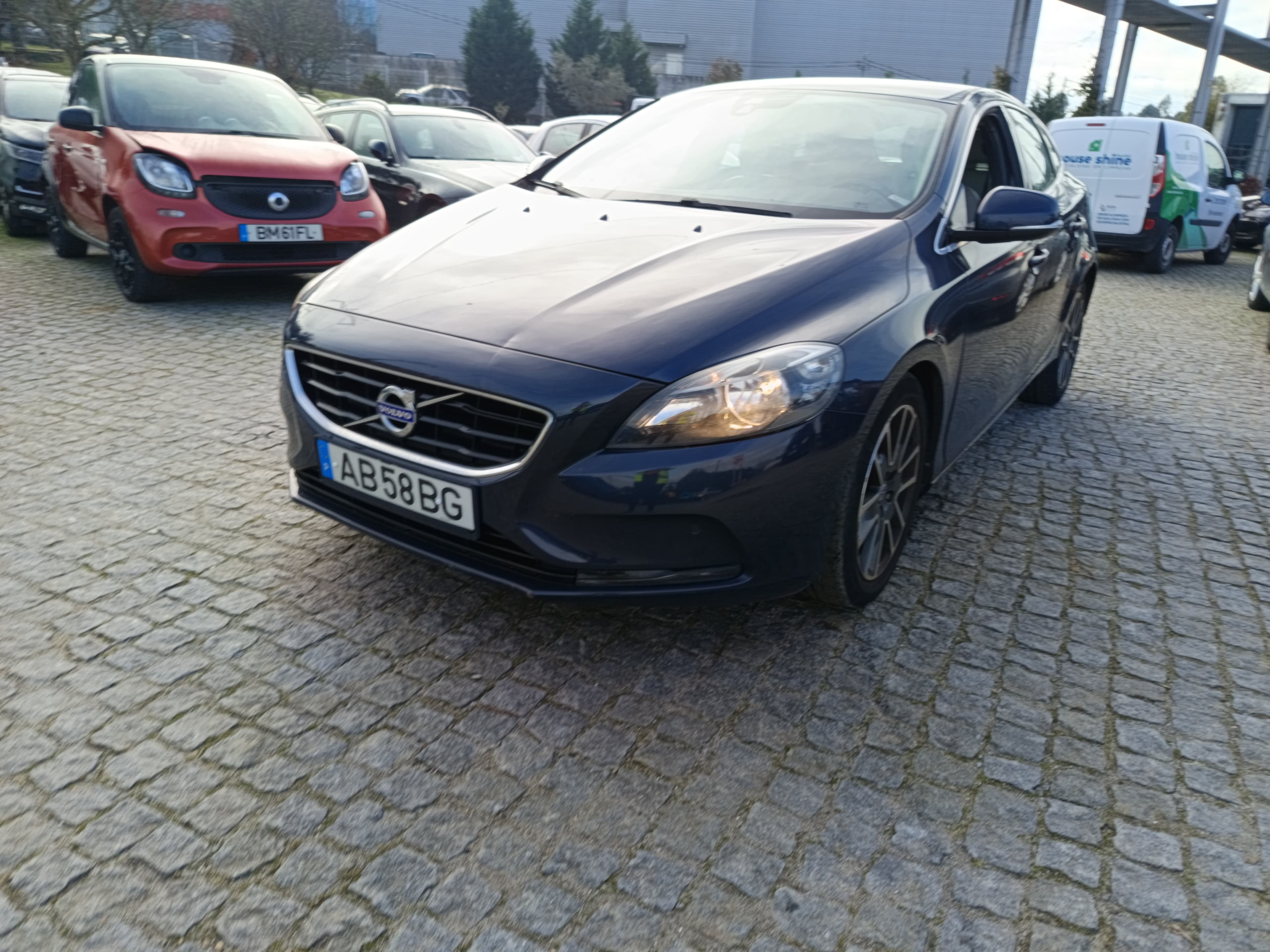 Volvo V40 · Ano 2014